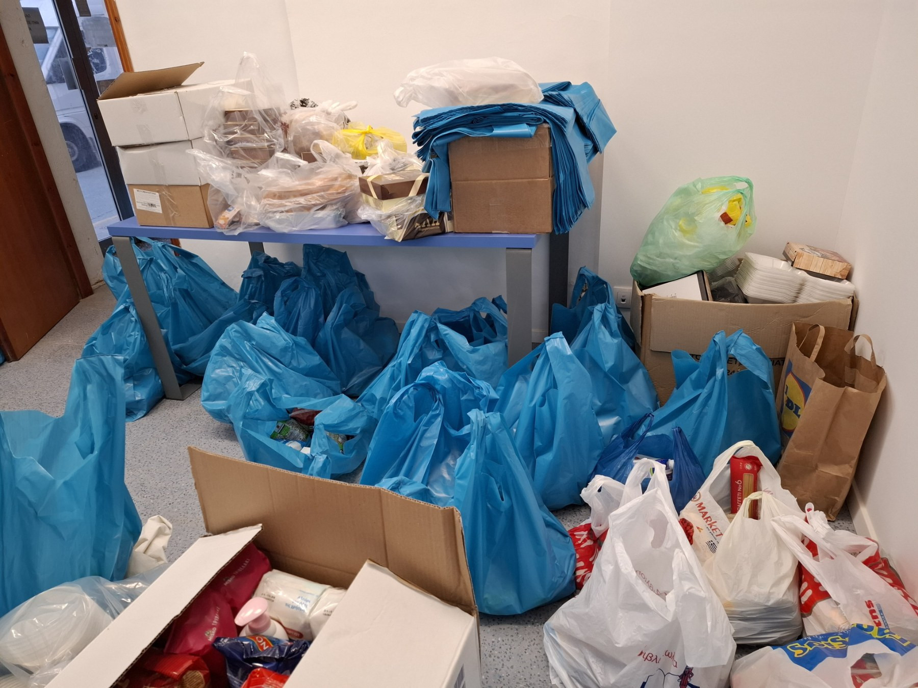 ΚΕΠ Υγείας Δήμου Αλμωπίας- Συγκινητική ανταπόκριση επαγγελματιών και εκπαιδευτικών μονάδων στο κάλεσμα αγάπης του «Βοήθεια στο Σπίτι»