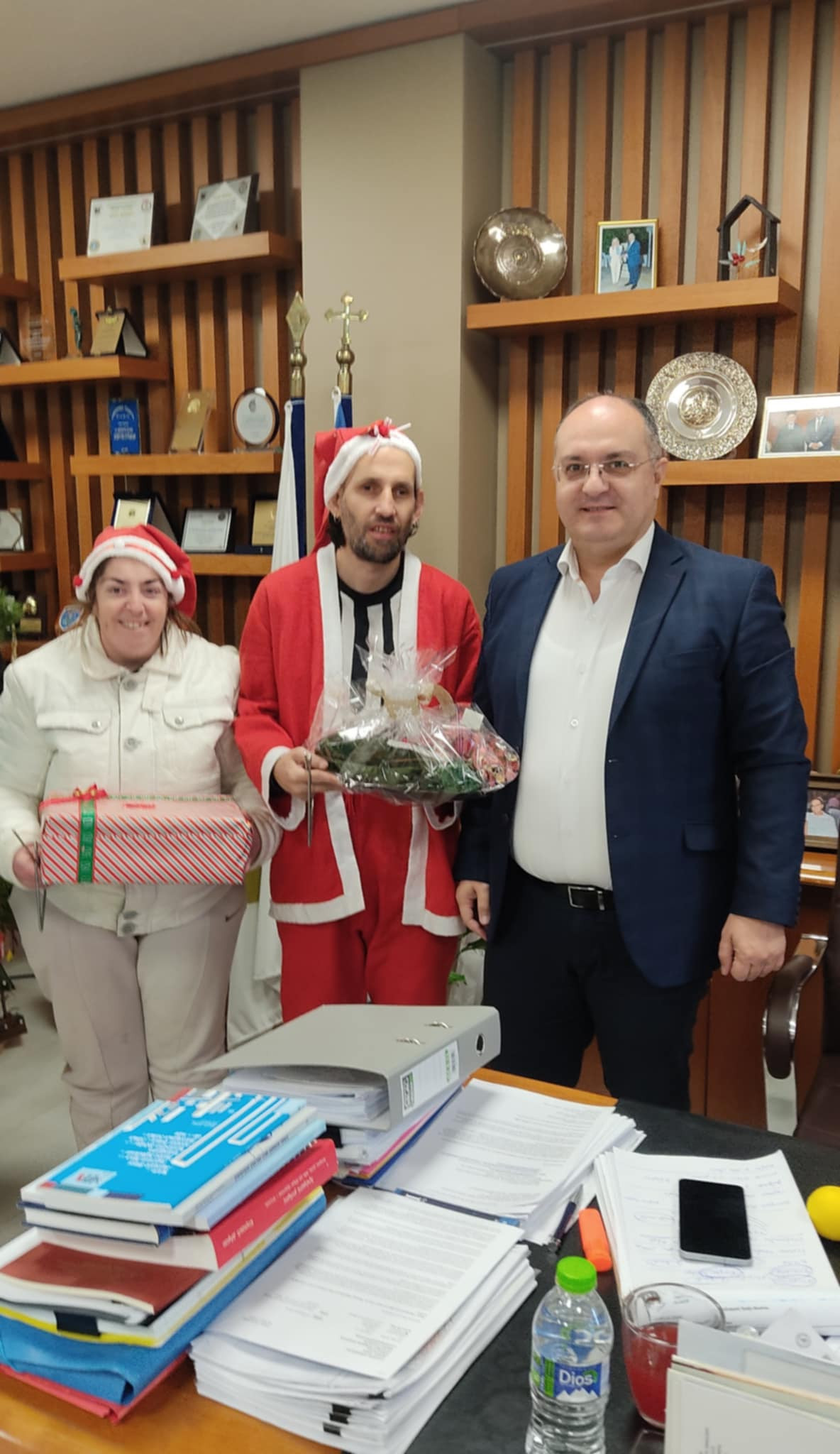 Παραδοσιακά κάλαντα από 6ο Δημοτικό Σχολείο Κιλκίς, ΕΝ.Ε.Ε.ΓΥ- Λ και Κέντρο Κοινωνικής Στήριξης