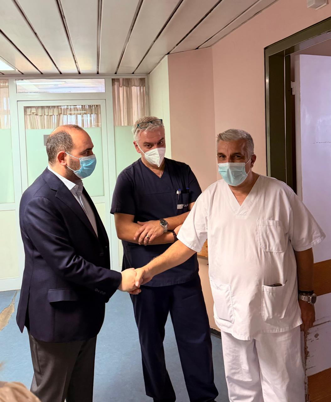 Επισκέψεις Λάκη Βασιλειάδη σε Νοσοκομείο Γιαννιτσών και ΕΚΑΒ: Συνεχίζονται αμείωτα τα έργα, σημαντική η αναβάθμιση που γίνεται