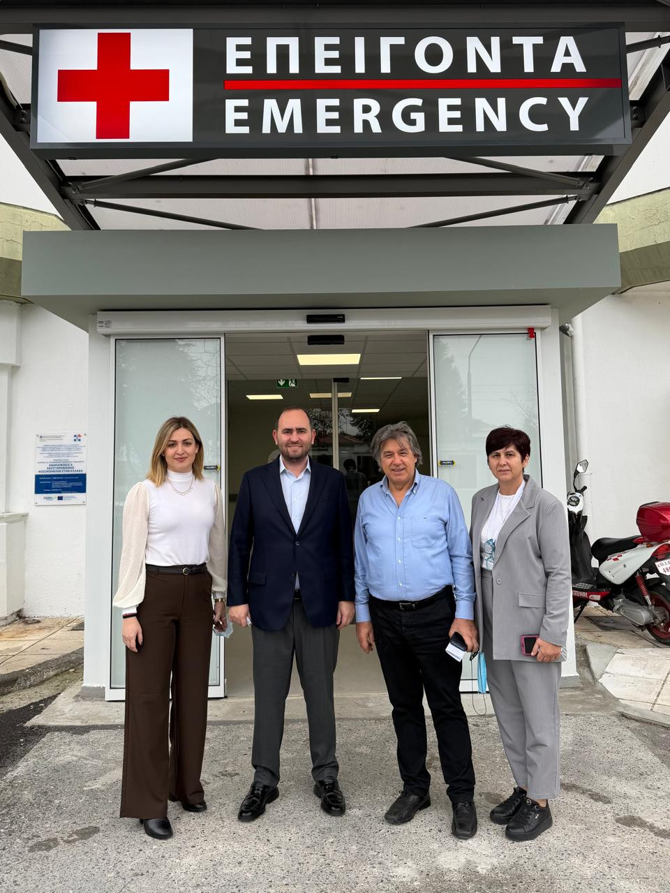 Επισκέψεις Λάκη Βασιλειάδη σε Νοσοκομείο Γιαννιτσών και ΕΚΑΒ: Συνεχίζονται αμείωτα τα έργα, σημαντική η αναβάθμιση που γίνεται