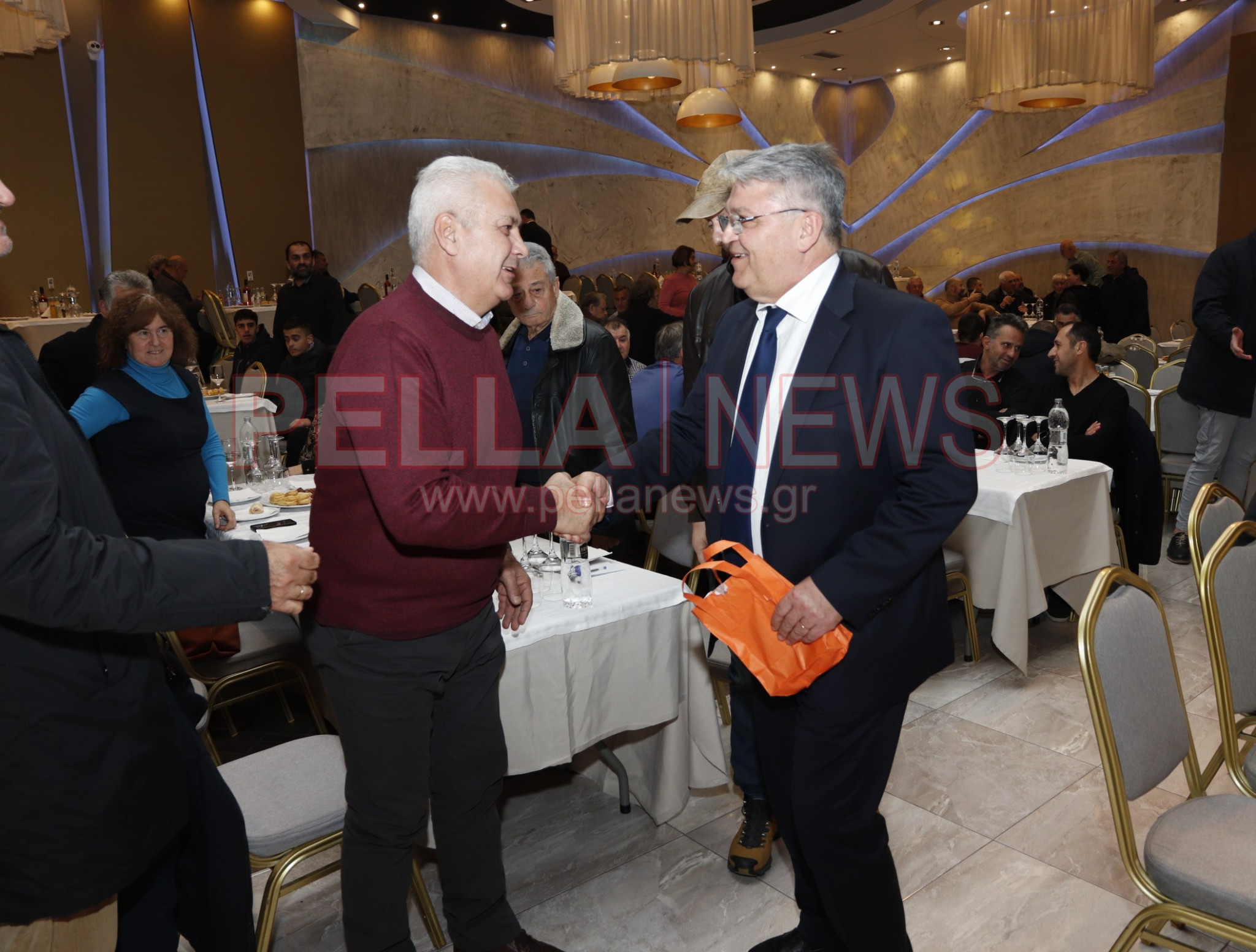 Πραγματοποιήθηκε η κοπή της Αγιοβασιλόπιτας της ΝΙΚΗΣ Ν. Πέλλας στους Γαλατάδες (φωτογραφίες & βίντεο)