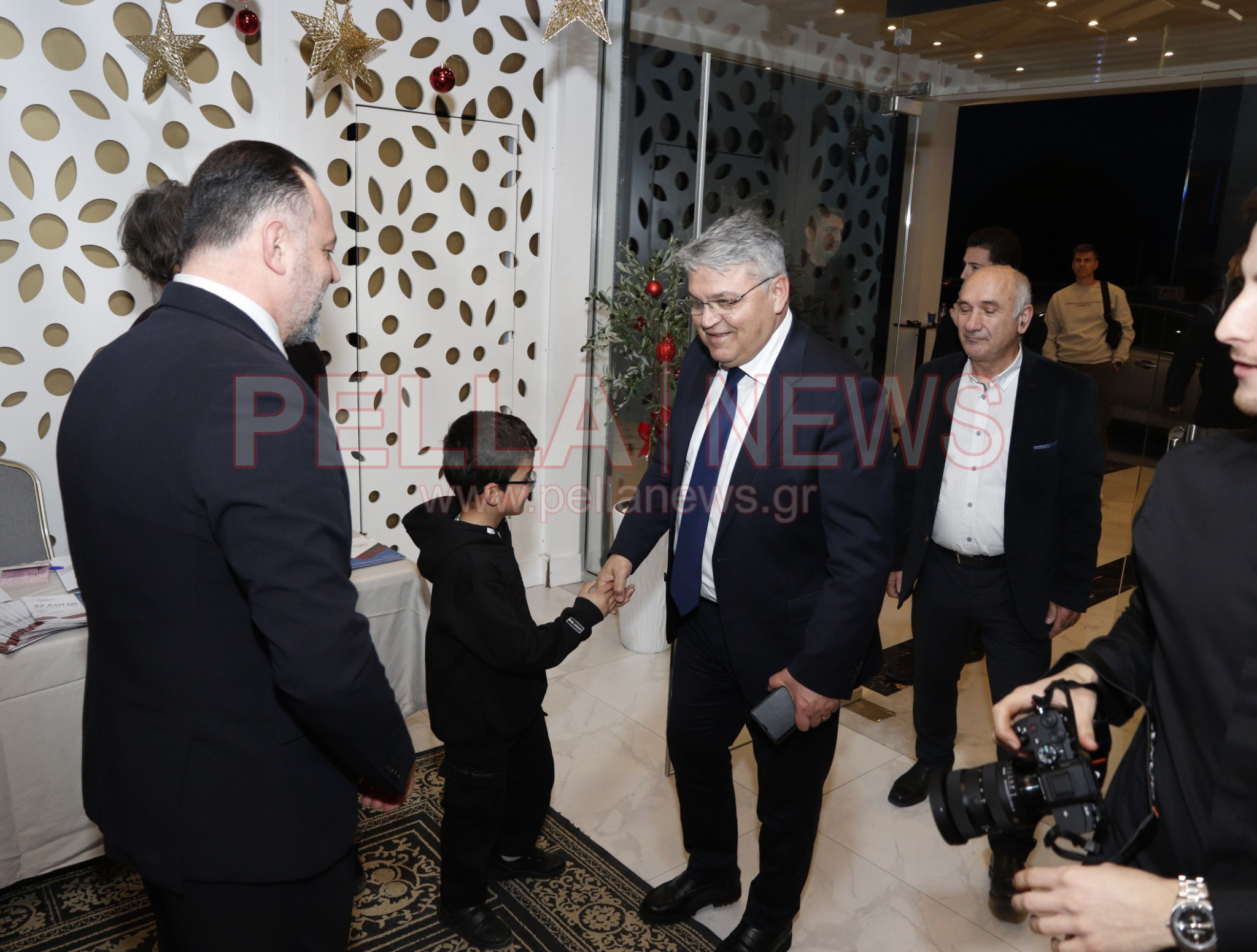 Πραγματοποιήθηκε η κοπή της Αγιοβασιλόπιτας της ΝΙΚΗΣ Ν. Πέλλας στους Γαλατάδες (φωτογραφίες & βίντεο)