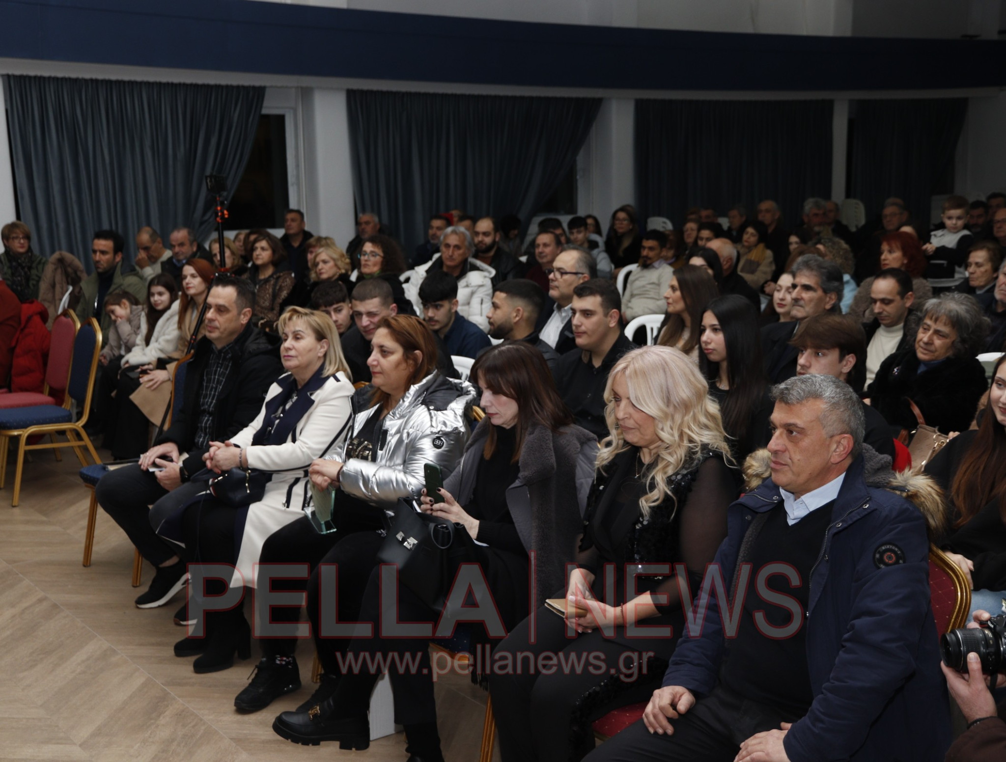 Όταν η Ιστορία συναντά τη νέα γενιά: Η βιβλιοπαρουσίαση του Γιάννη Σταματιάδη στη Σκύδρα (φωτογραφίες/βίντεο)