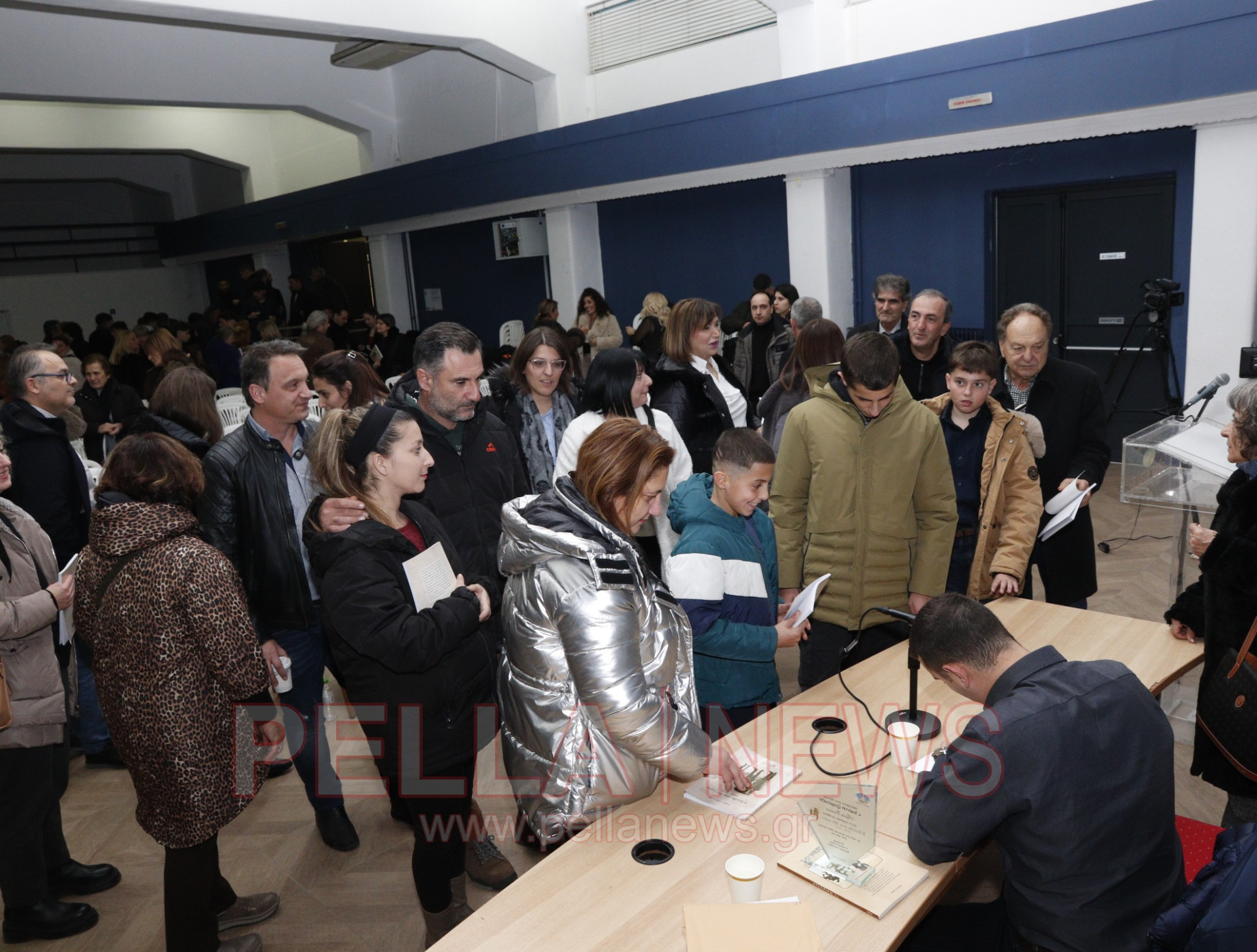 Όταν η Ιστορία συναντά τη νέα γενιά: Η βιβλιοπαρουσίαση του Γιάννη Σταματιάδη στη Σκύδρα (φωτογραφίες/βίντεο)