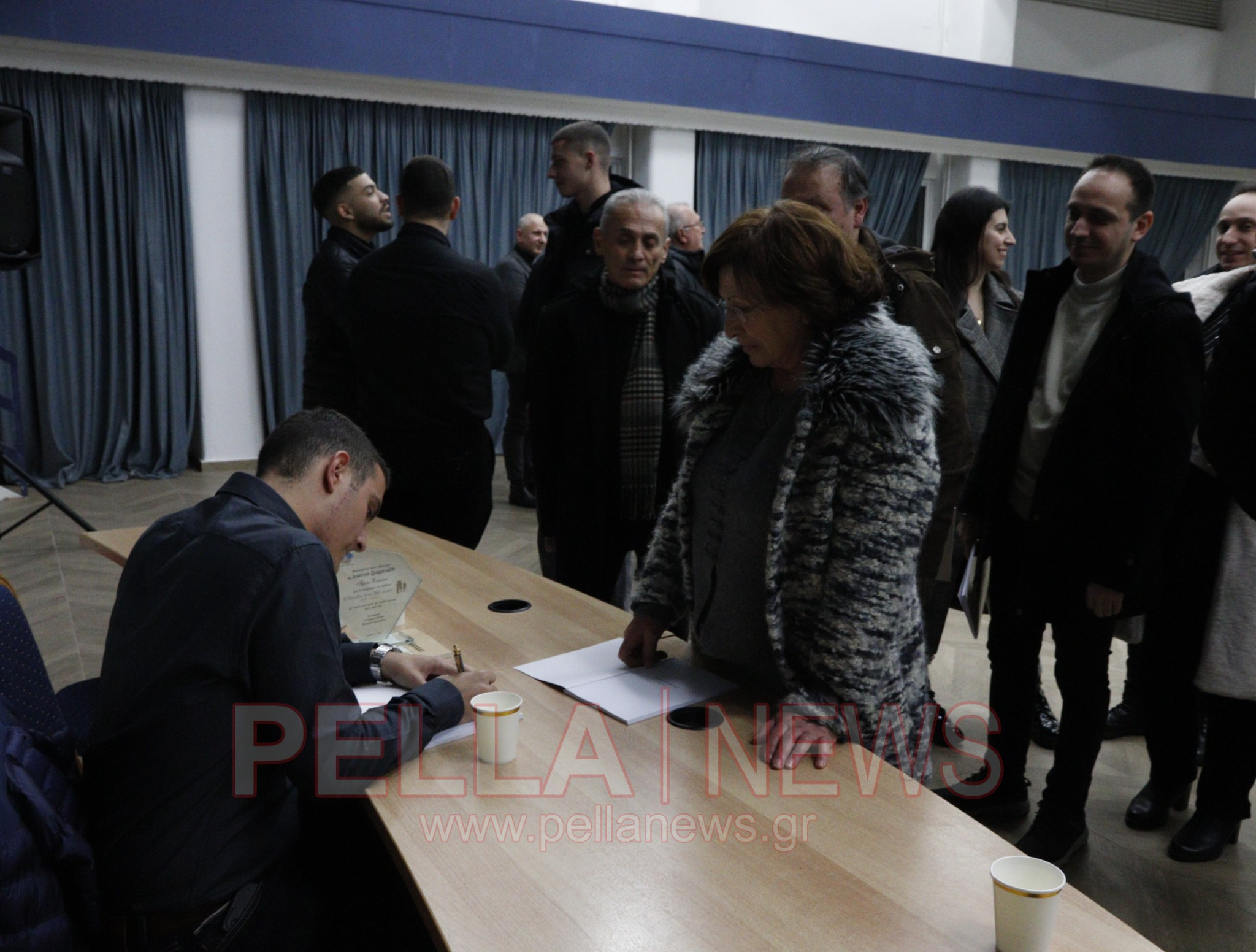 Όταν η Ιστορία συναντά τη νέα γενιά: Η βιβλιοπαρουσίαση του Γιάννη Σταματιάδη στη Σκύδρα (φωτογραφίες/βίντεο)