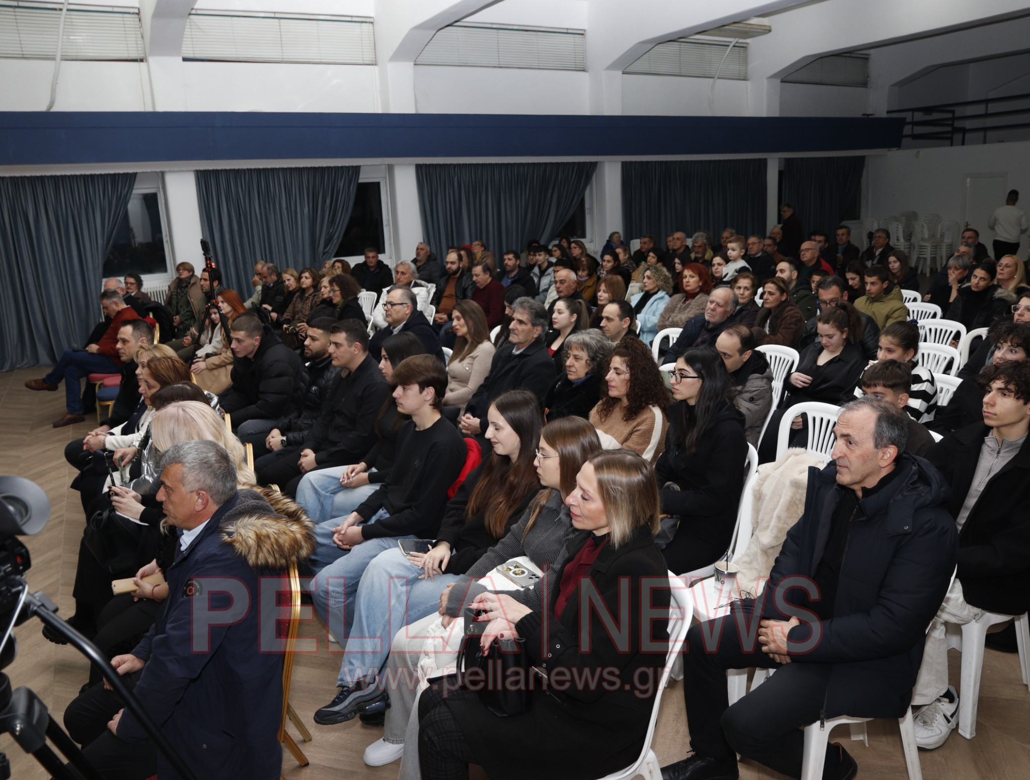 Όταν η Ιστορία συναντά τη νέα γενιά: Η βιβλιοπαρουσίαση του Γιάννη Σταματιάδη στη Σκύδρα (φωτογραφίες/βίντεο)