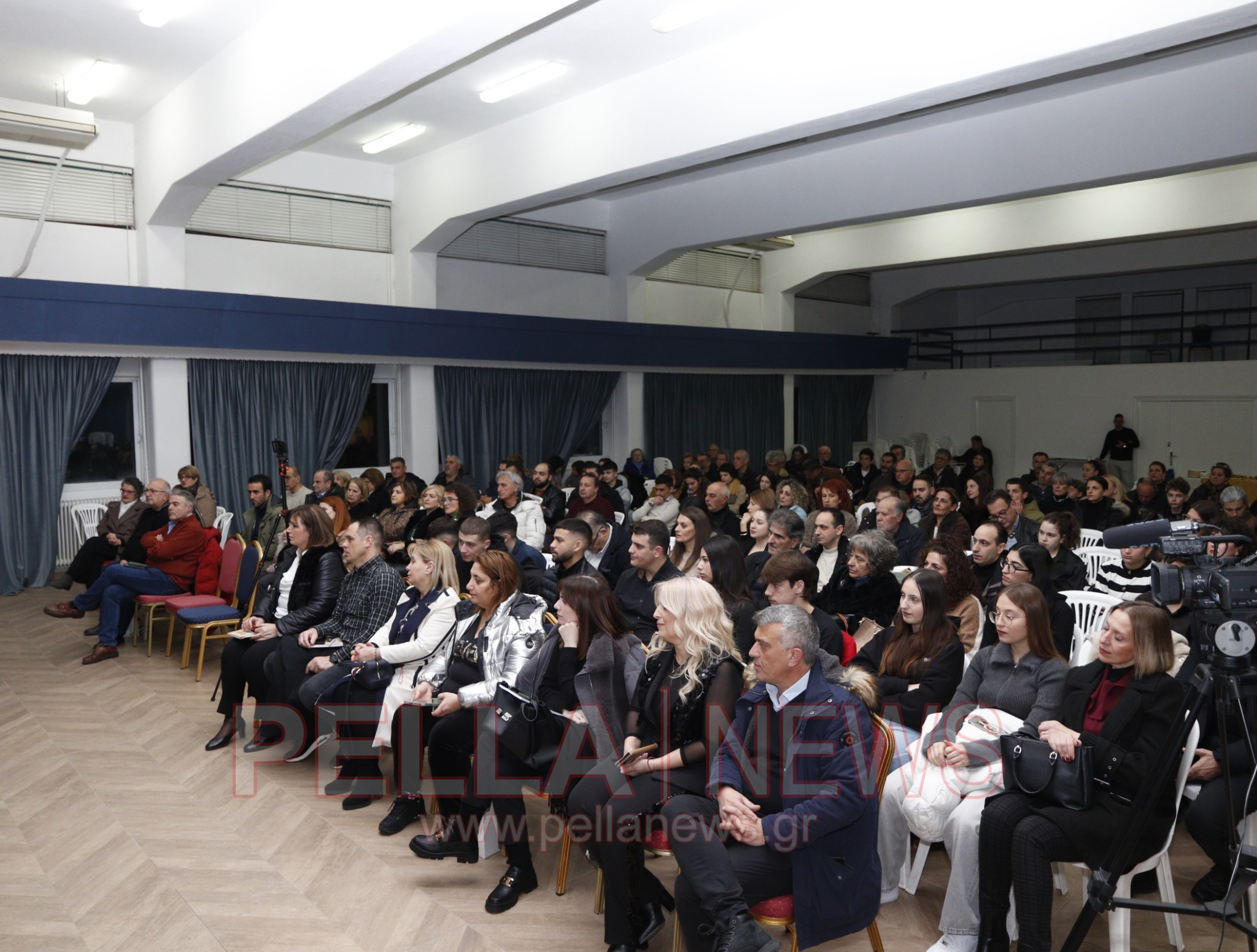 Όταν η Ιστορία συναντά τη νέα γενιά: Η βιβλιοπαρουσίαση του Γιάννη Σταματιάδη στη Σκύδρα (φωτογραφίες/βίντεο)