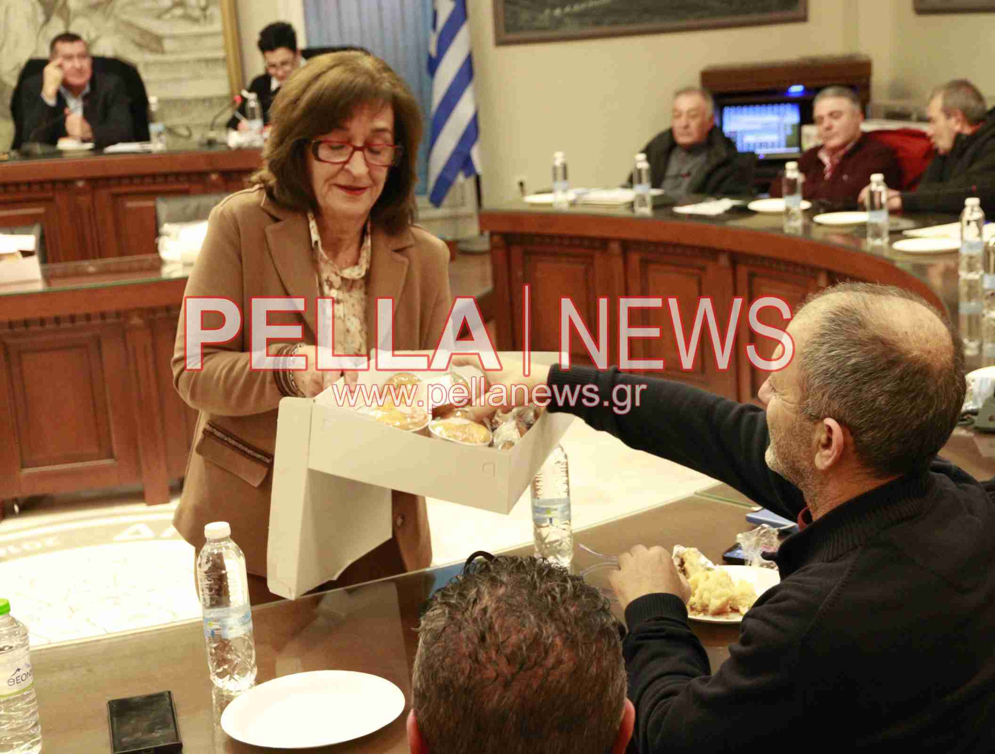 Δημοτικό Συμβούλιο Σκύδρας: Χωρίς παπάδες το ξεκίνημα της χρονιάς, η προεδρία το δώρο στον Χατζηγιαννίδη, αδέσποτο για τον Σουμελίδη και η "γουρλού" Δημητριάδου