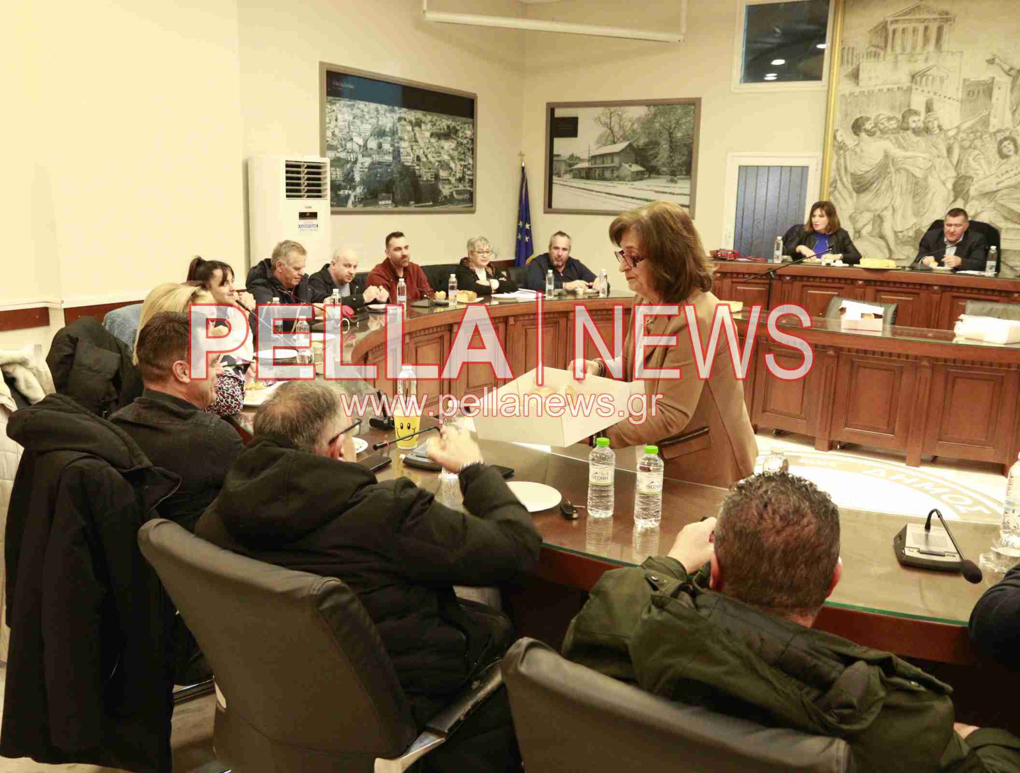 Δημοτικό Συμβούλιο Σκύδρας: Χωρίς παπάδες το ξεκίνημα της χρονιάς, η προεδρία το δώρο στον Χατζηγιαννίδη, αδέσποτο για τον Σουμελίδη και η "γουρλού" Δημητριάδου