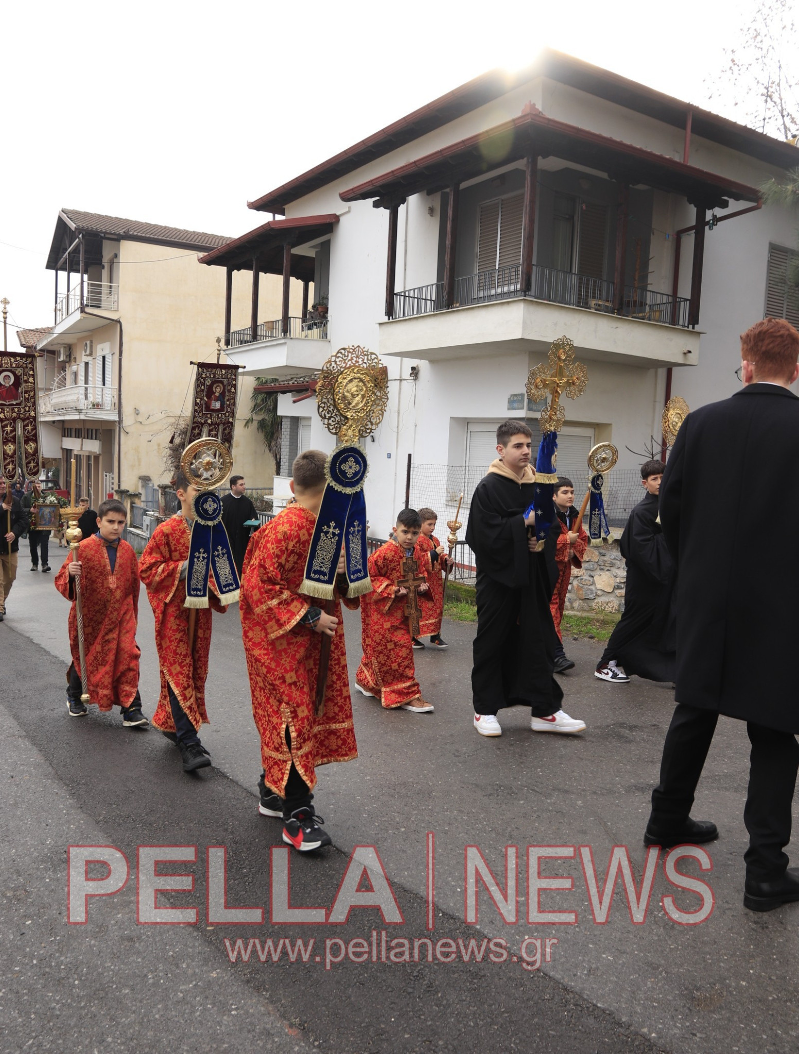 Με λαμπρότητα ο Αγιασμός των Υδάτων στη Σκύδρα