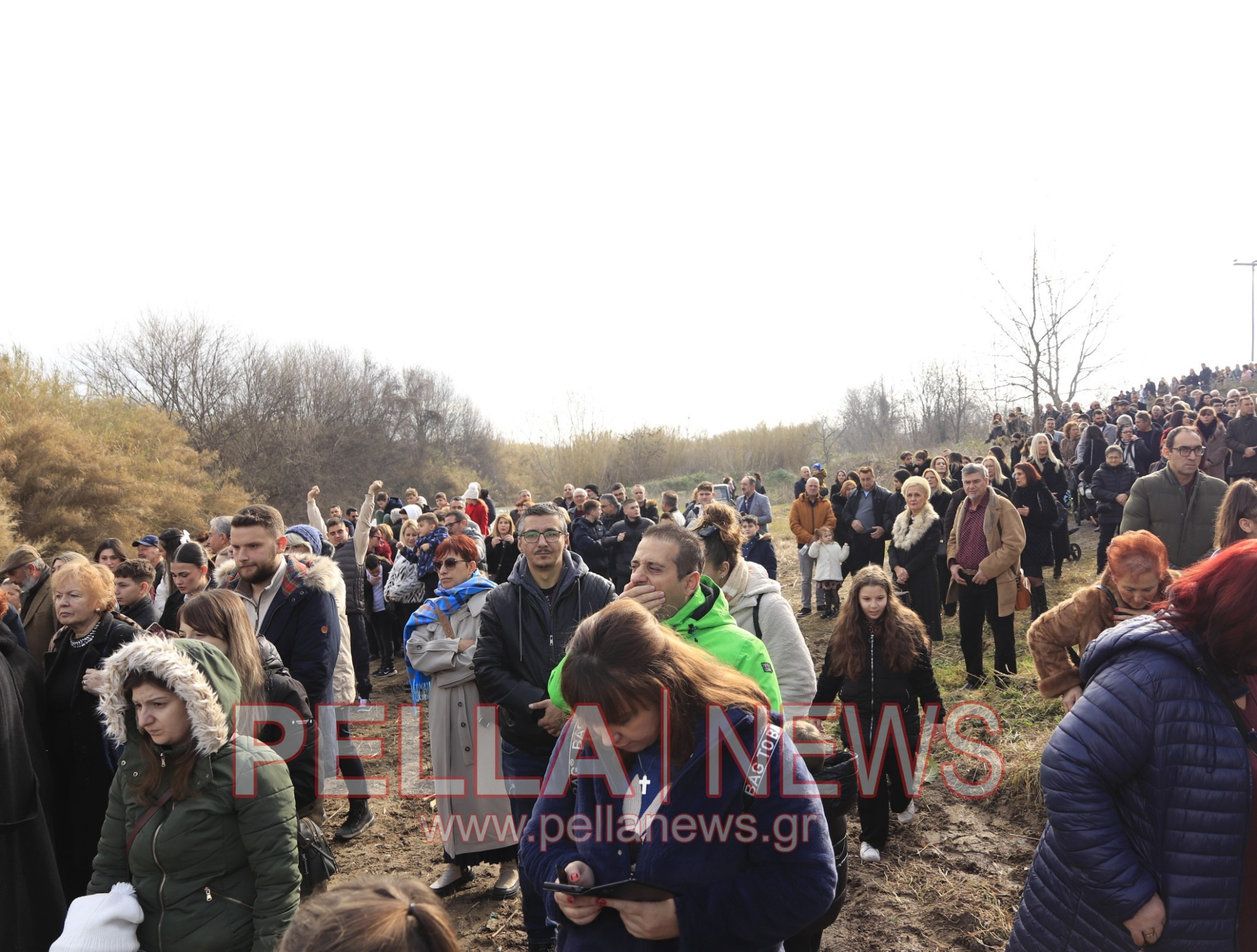 Με λαμπρότητα ο Αγιασμός των Υδάτων στη Σκύδρα