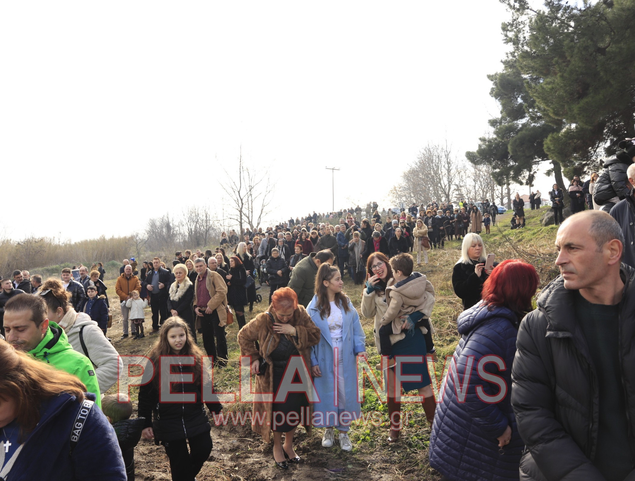 Με λαμπρότητα ο Αγιασμός των Υδάτων στη Σκύδρα