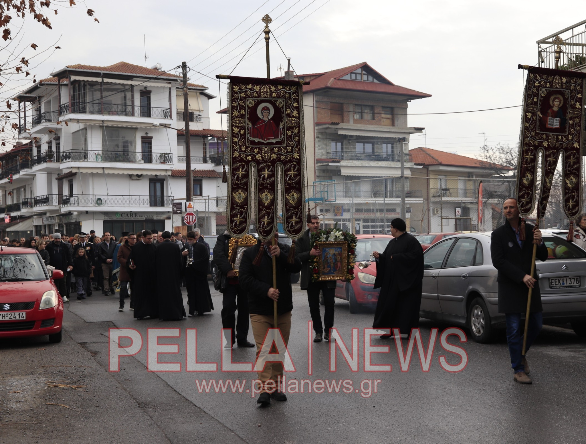 Με λαμπρότητα ο Αγιασμός των Υδάτων στη Σκύδρα