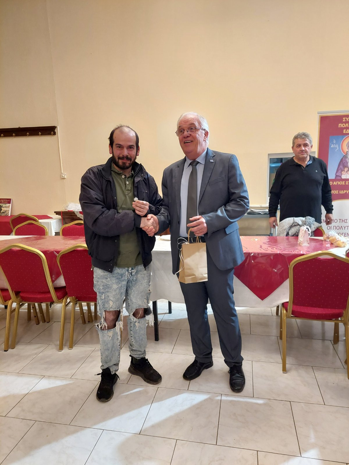 Ο σύλλογος πολυτέκνων Έδεσσας έκοψε την βασιλόπιτά του