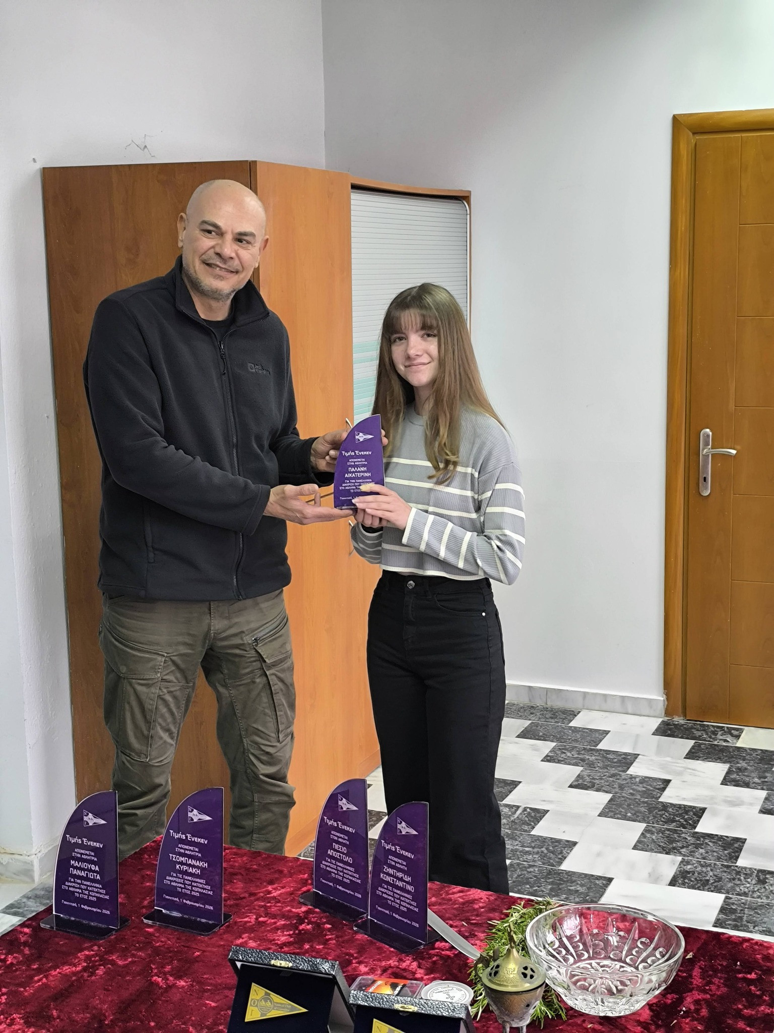 Σεμνά και ταπεινά η κοπή πίτας του Ναυτικού Ομίλου Γιαννιτσών