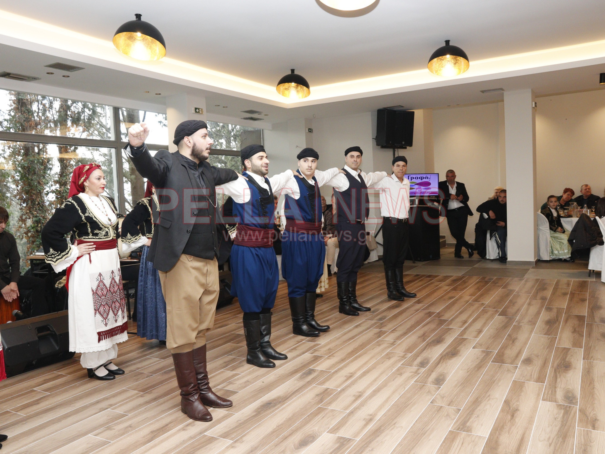 Μια βραδιά γεμάτη Κρήτη: Απόλυτη επιτυχία στον ετήσιο χορό των «ΜΗΝΩΙΤΩΝ» (φωτογραφίες/βιντεο)