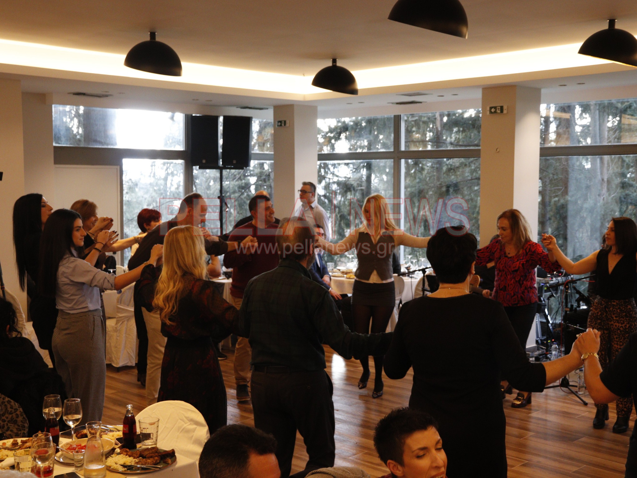Μια βραδιά γεμάτη Κρήτη: Απόλυτη επιτυχία στον ετήσιο χορό των «ΜΗΝΩΙΤΩΝ» (φωτογραφίες/βιντεο)