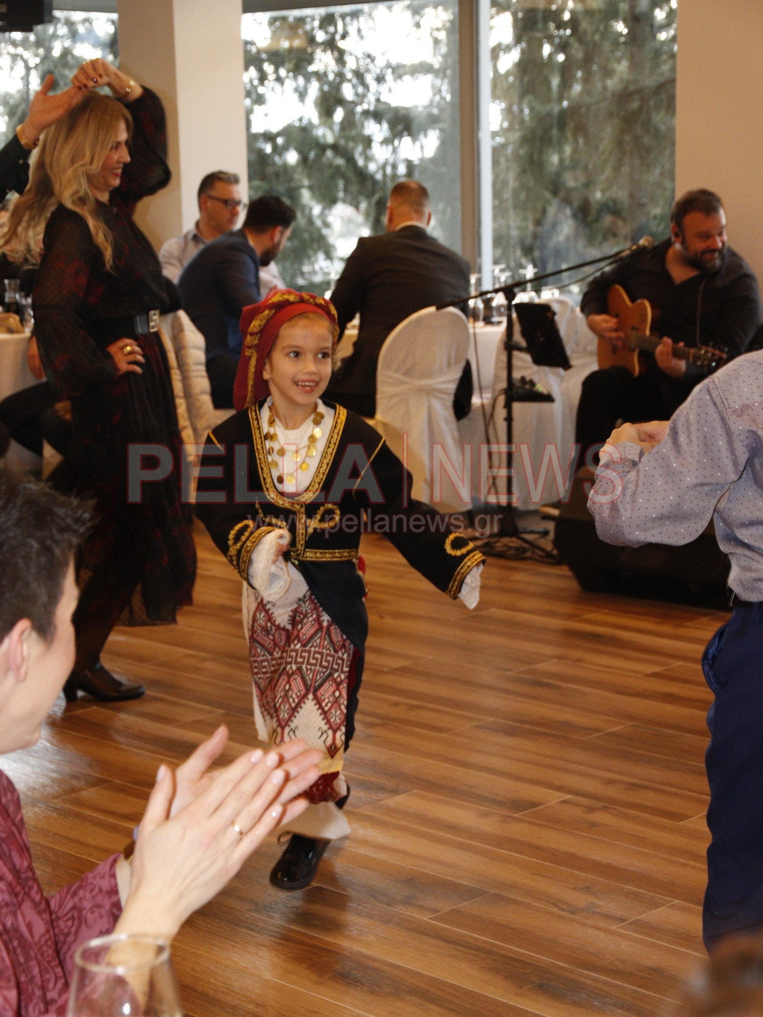 Μια βραδιά γεμάτη Κρήτη: Απόλυτη επιτυχία στον ετήσιο χορό των «ΜΗΝΩΙΤΩΝ» (φωτογραφίες/βιντεο)