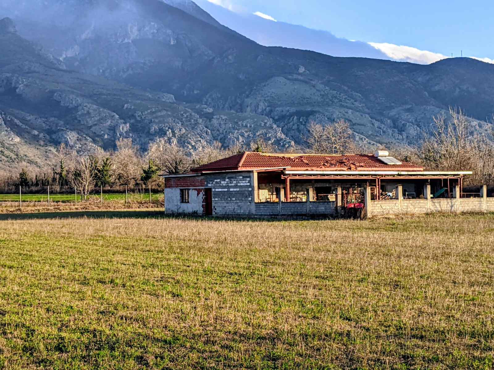 Μεγάλες ζημιές στην Αλμωπία: Θυελλώδεις άνεμοι