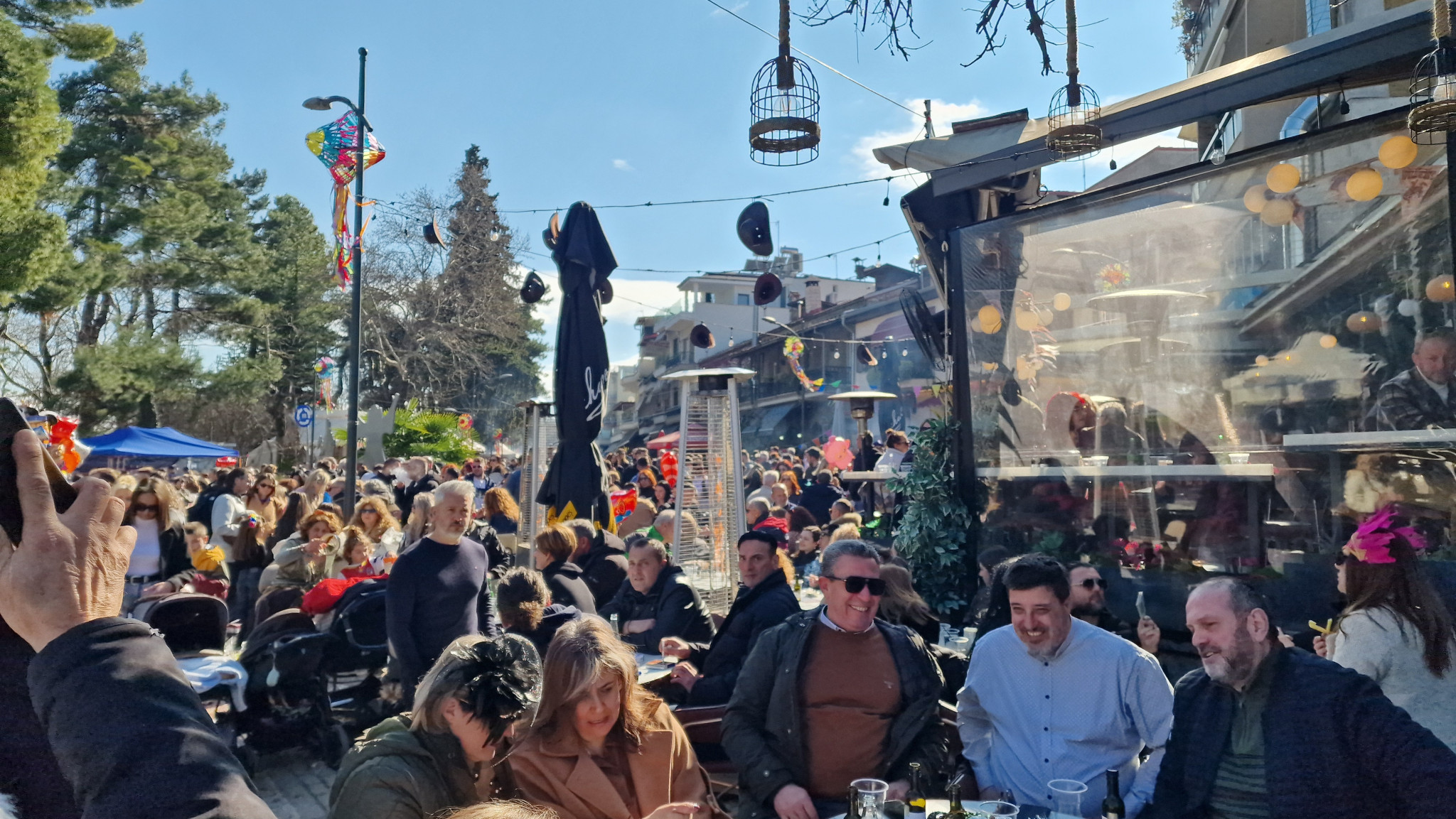 "Βούλιαξε η Νάουσα στην κορύφωση της Αποκριάς