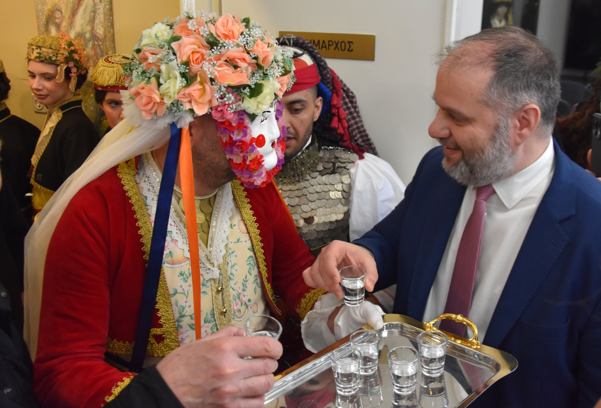 Ξεκίνησε στη Νάουσα το μοναδικό δρώμενο «Γενίτσαροι και Μπούλες»