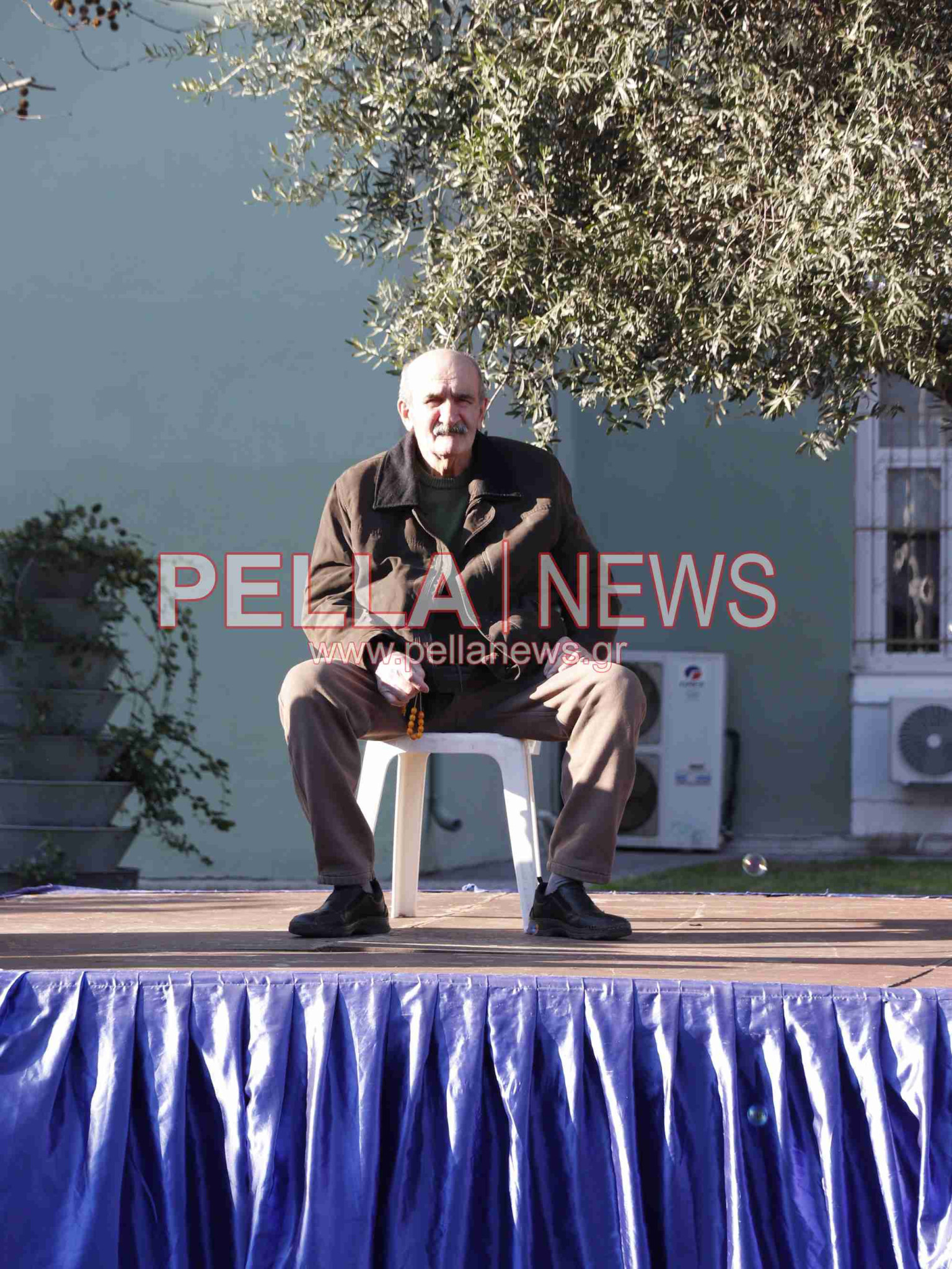 Σκυδραϊκό καρναβάλι: Η καλή και η κακή διατροφή, οι σούπερ ήρωες και ο γάμος στο χωριό η πρώτη τριάδα της παρέλασης