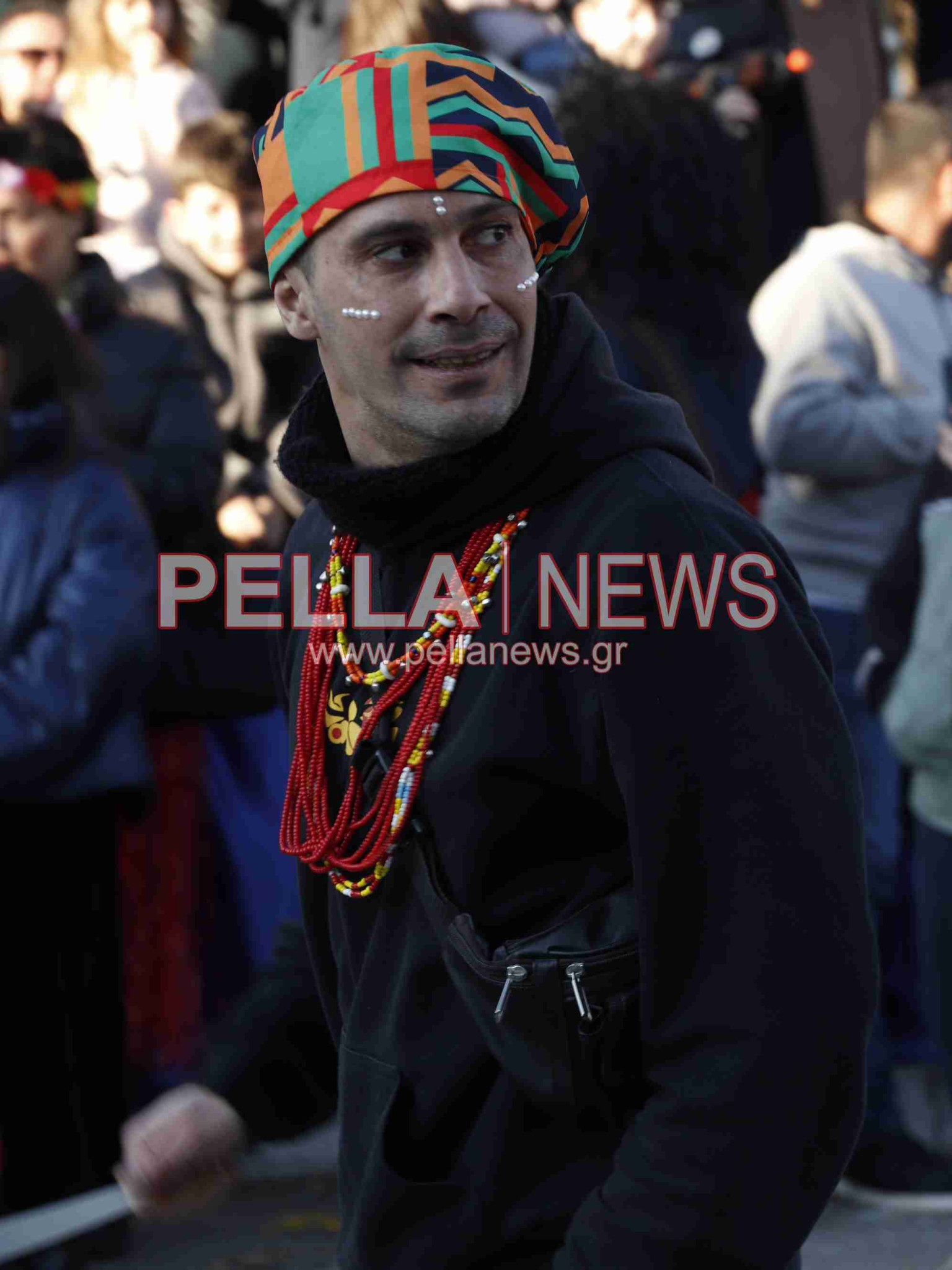 Σκυδραϊκό καρναβάλι: Η καλή και η κακή διατροφή, οι σούπερ ήρωες και ο γάμος στο χωριό η πρώτη τριάδα της παρέλασης