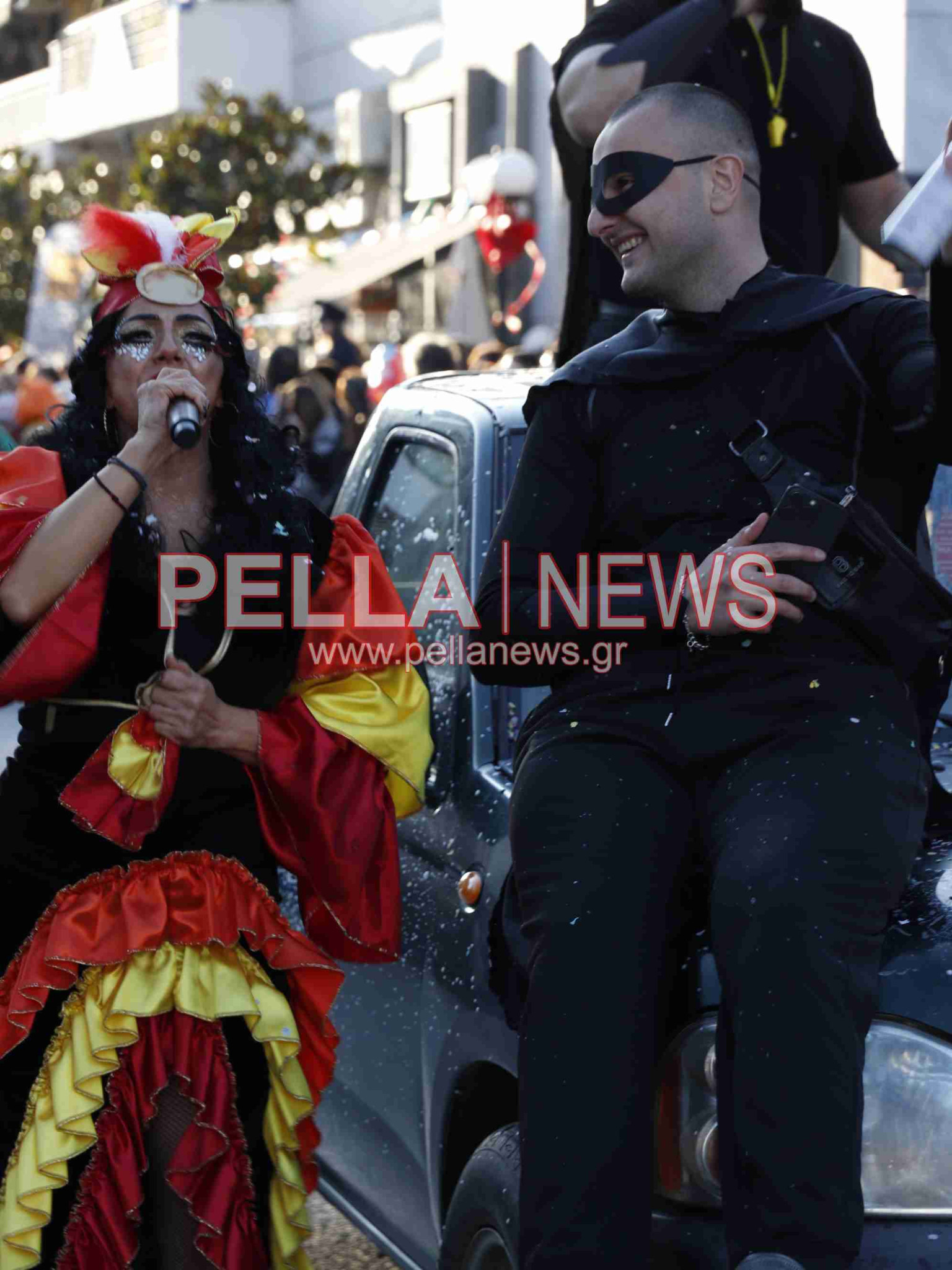Σκυδραϊκό καρναβάλι: Η καλή και η κακή διατροφή, οι σούπερ ήρωες και ο γάμος στο χωριό η πρώτη τριάδα της παρέλασης