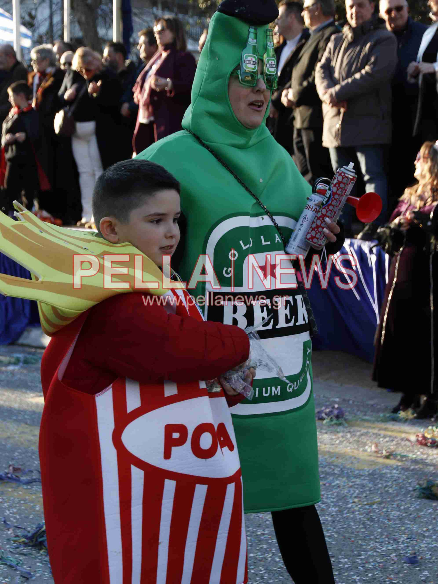 Σκυδραϊκό καρναβάλι: Η καλή και η κακή διατροφή, οι σούπερ ήρωες και ο γάμος στο χωριό η πρώτη τριάδα της παρέλασης