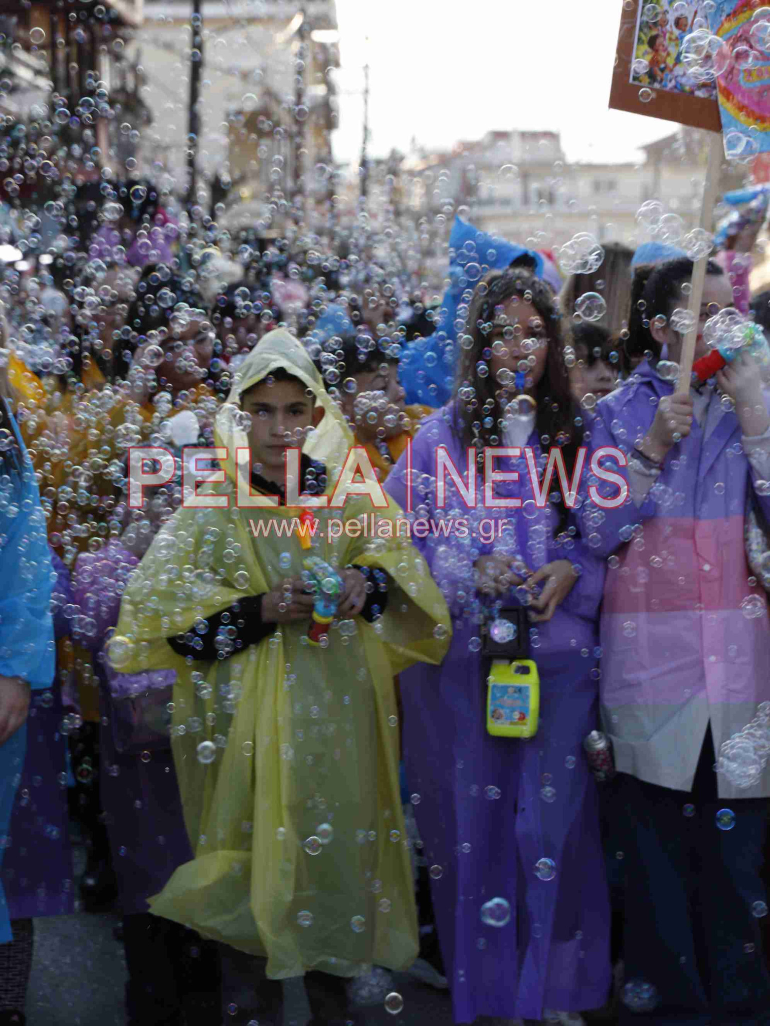 Σκυδραϊκό καρναβάλι: Η καλή και η κακή διατροφή, οι σούπερ ήρωες και ο γάμος στο χωριό η πρώτη τριάδα της παρέλασης