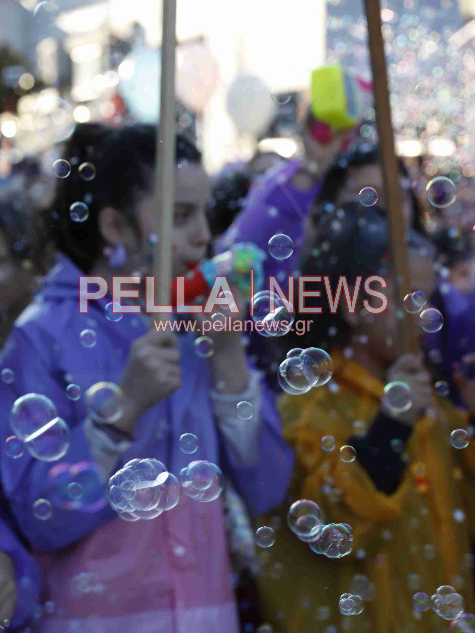 Σκυδραϊκό καρναβάλι: Η καλή και η κακή διατροφή, οι σούπερ ήρωες και ο γάμος στο χωριό η πρώτη τριάδα της παρέλασης