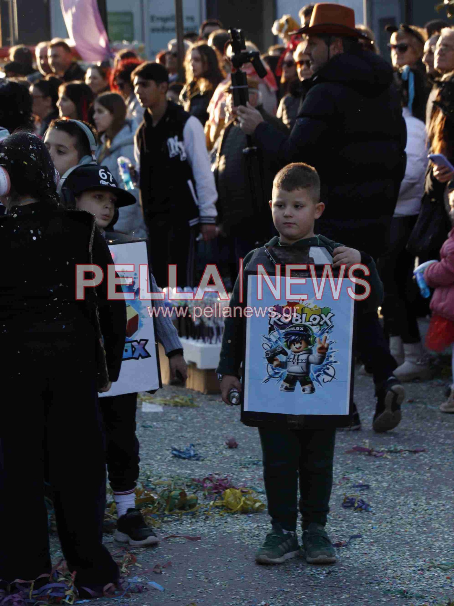 Σκυδραϊκό καρναβάλι: Η καλή και η κακή διατροφή, οι σούπερ ήρωες και ο γάμος στο χωριό η πρώτη τριάδα της παρέλασης