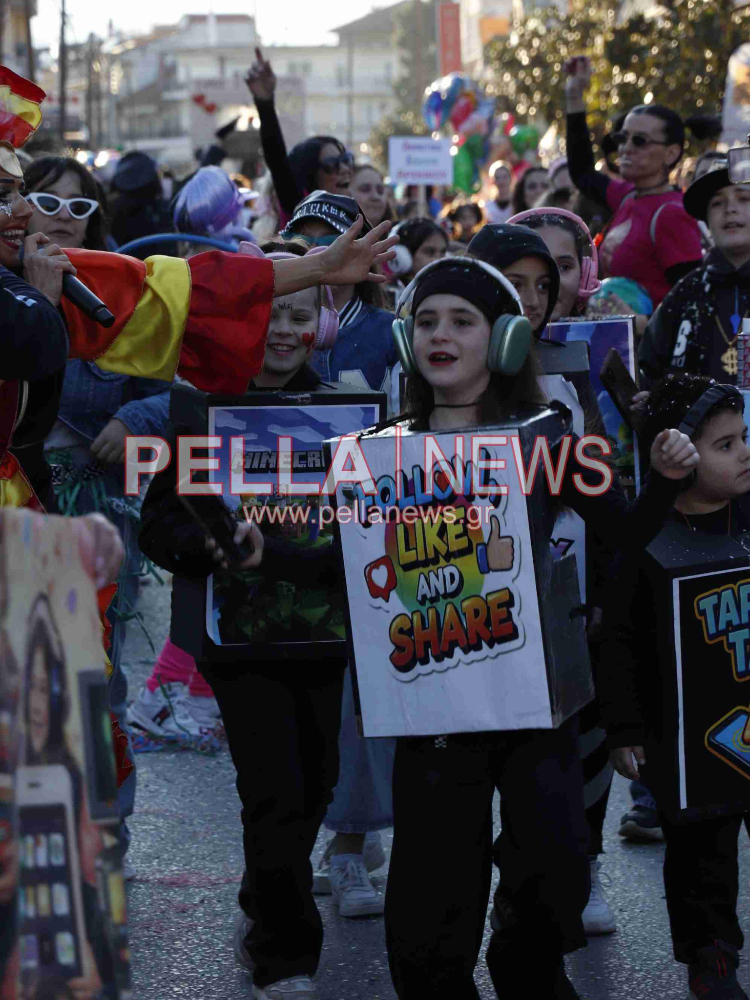 Σκυδραϊκό καρναβάλι: Η καλή και η κακή διατροφή, οι σούπερ ήρωες και ο γάμος στο χωριό η πρώτη τριάδα της παρέλασης