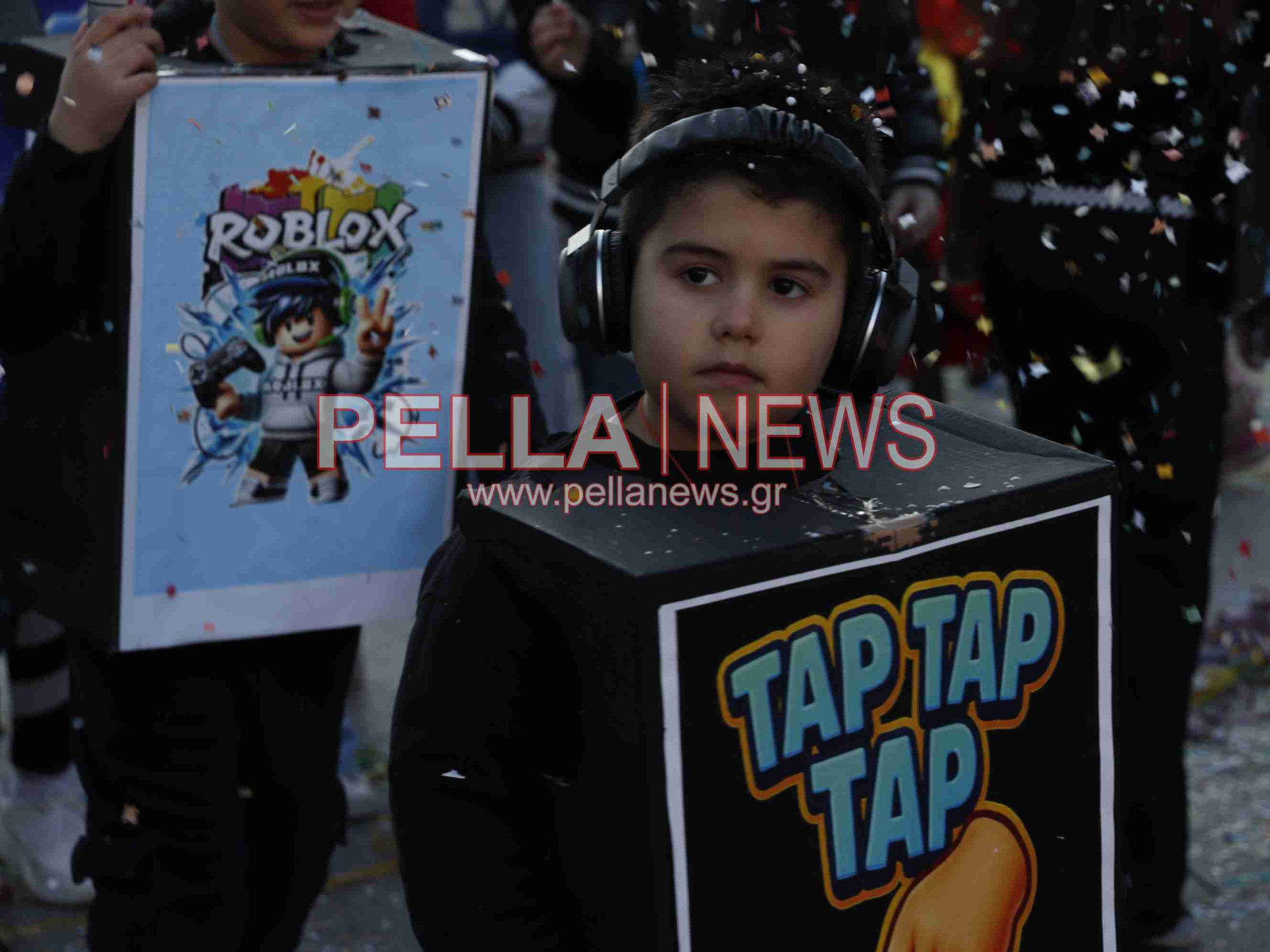 Σκυδραϊκό καρναβάλι: Η καλή και η κακή διατροφή, οι σούπερ ήρωες και ο γάμος στο χωριό η πρώτη τριάδα της παρέλασης