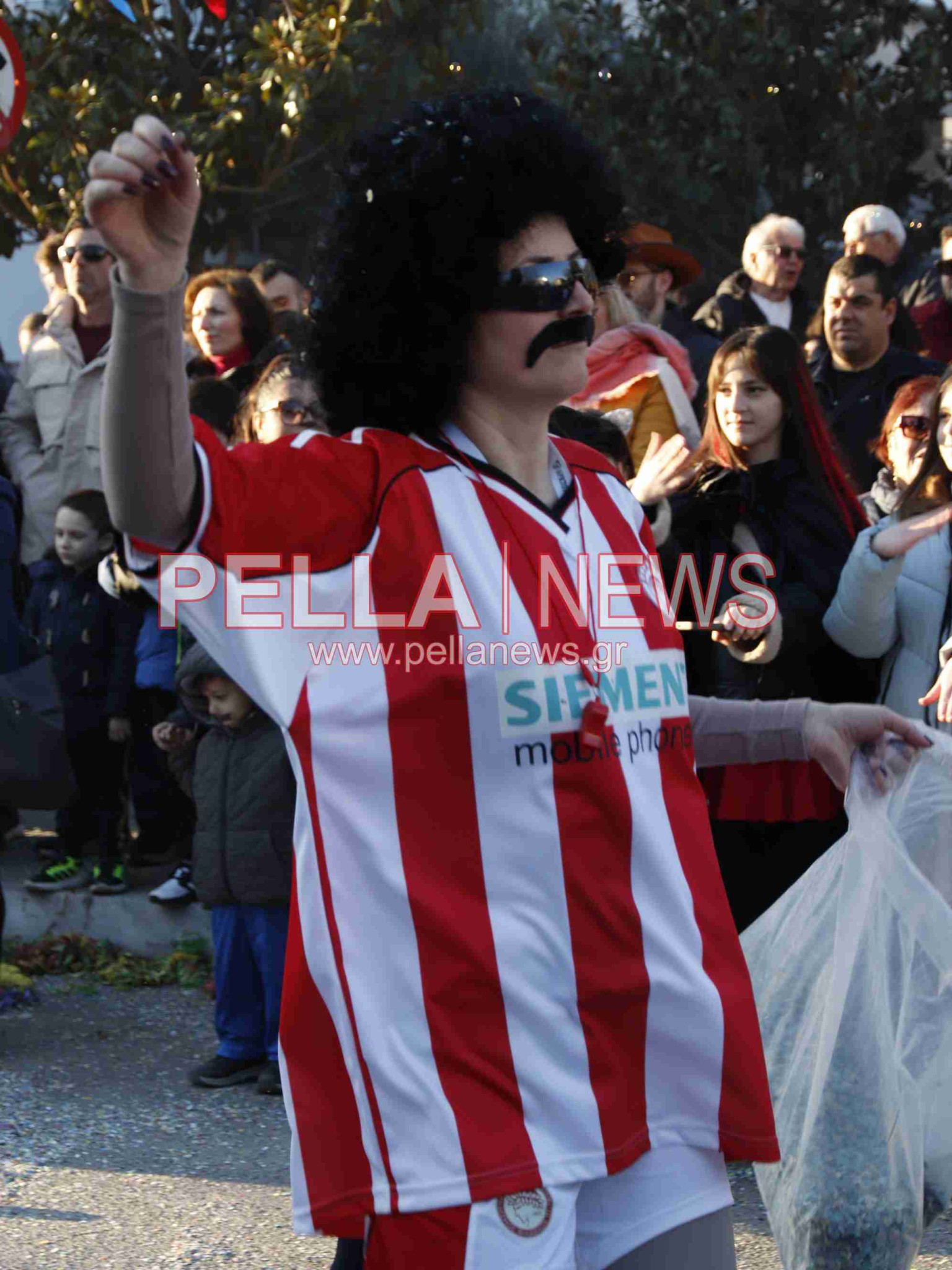 Σκυδραϊκό καρναβάλι: Η καλή και η κακή διατροφή, οι σούπερ ήρωες και ο γάμος στο χωριό η πρώτη τριάδα της παρέλασης