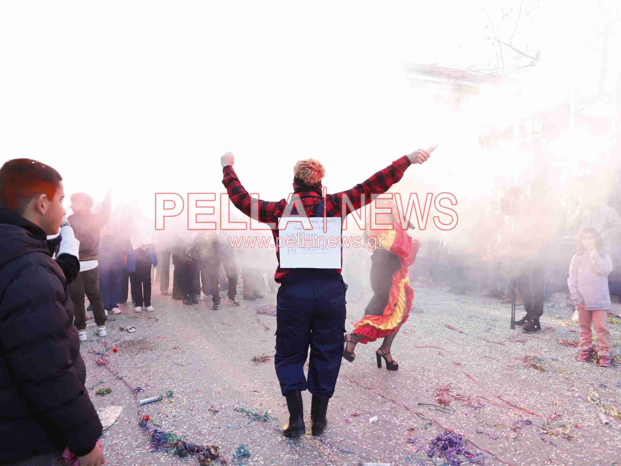 Σκυδραϊκό καρναβάλι: Η καλή και η κακή διατροφή, οι σούπερ ήρωες και ο γάμος στο χωριό η πρώτη τριάδα της παρέλασης