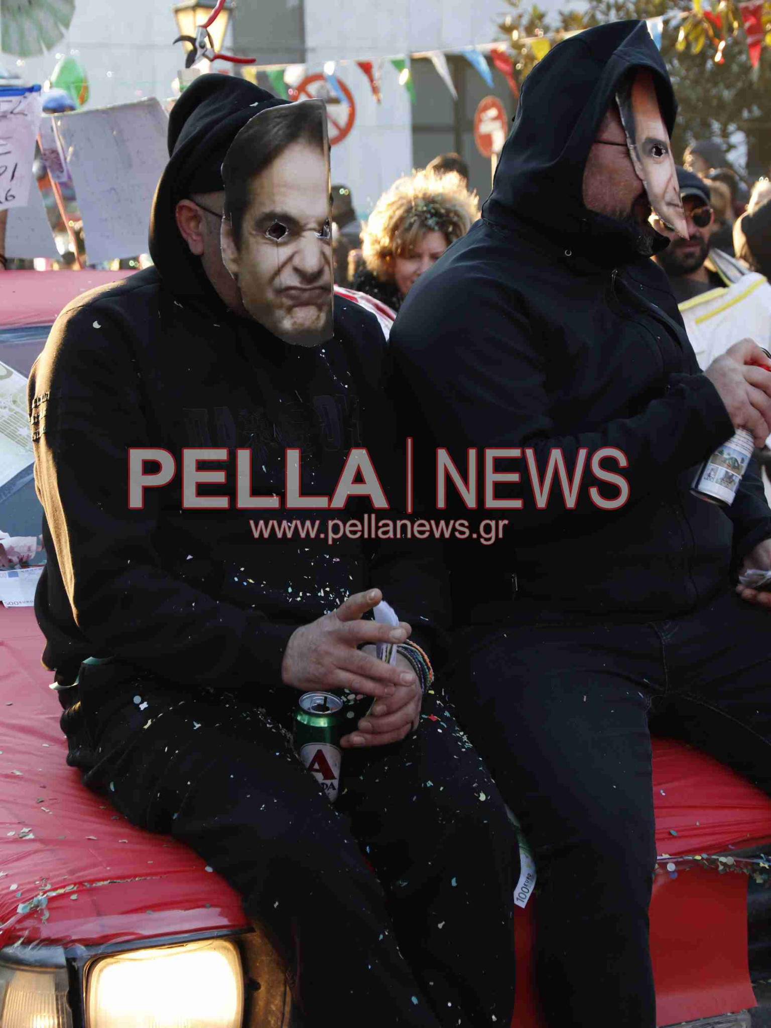 Σκυδραϊκό καρναβάλι: Η καλή και η κακή διατροφή, οι σούπερ ήρωες και ο γάμος στο χωριό η πρώτη τριάδα της παρέλασης