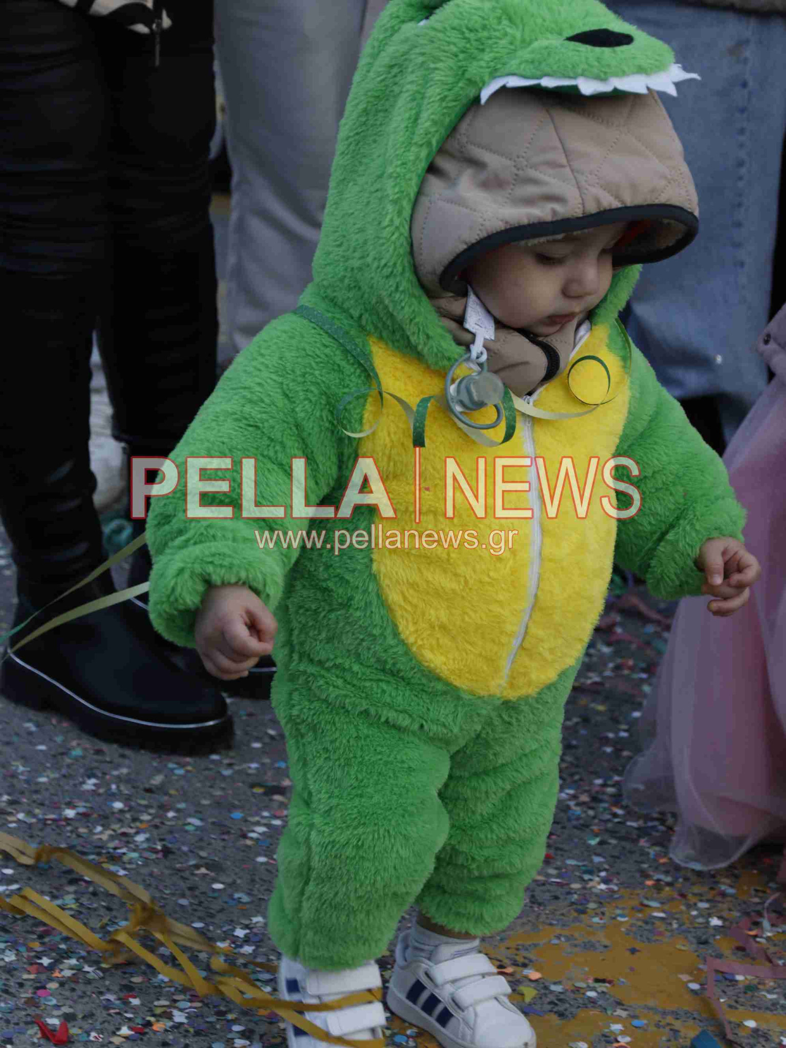 Σκυδραϊκό καρναβάλι: Η καλή και η κακή διατροφή, οι σούπερ ήρωες και ο γάμος στο χωριό η πρώτη τριάδα της παρέλασης