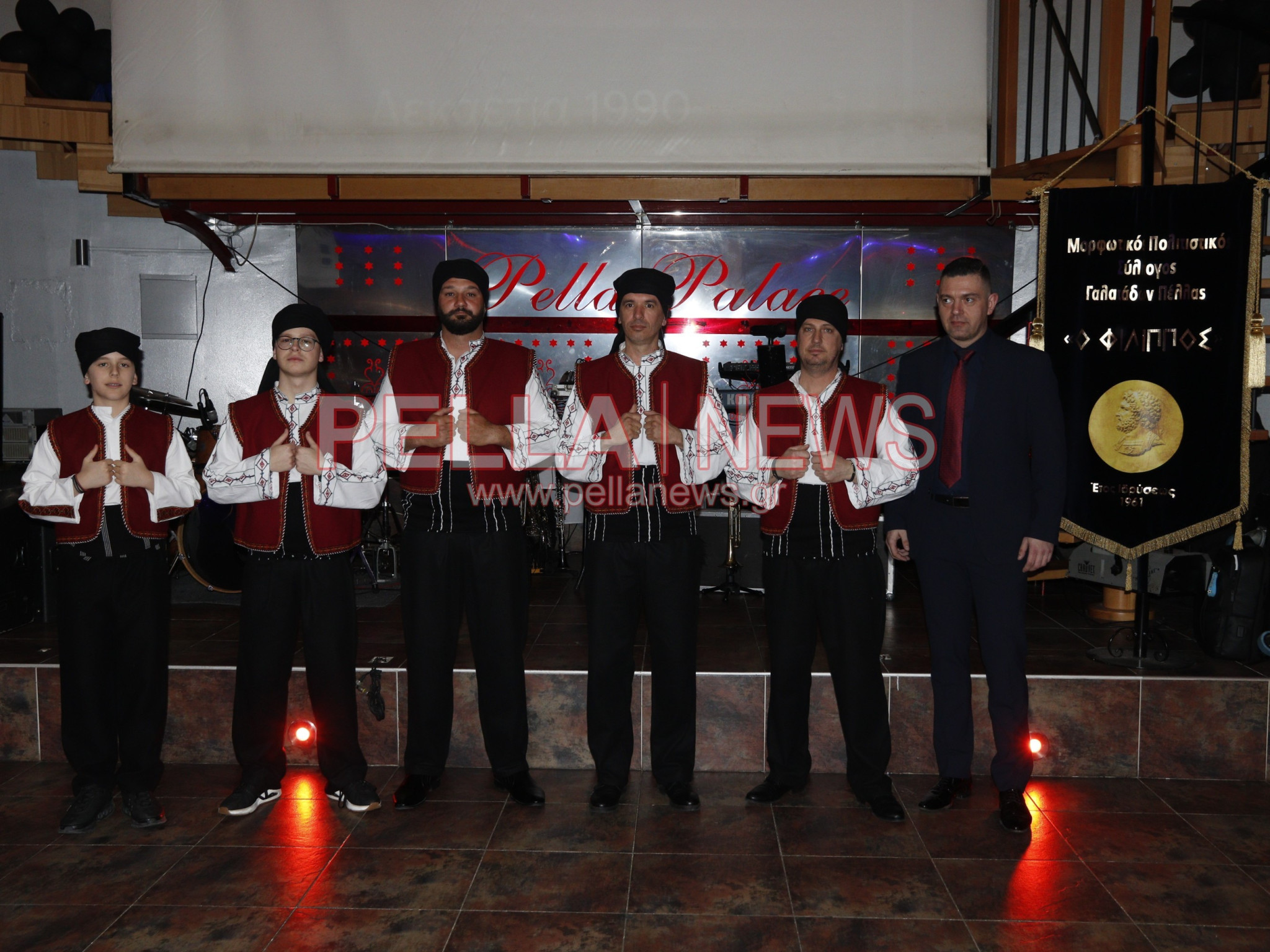 Λαμπερός και Κατάμεστος ο Ετήσιος Χορός του Συλλόγου Γαλατάδων (φωτογραφίες)