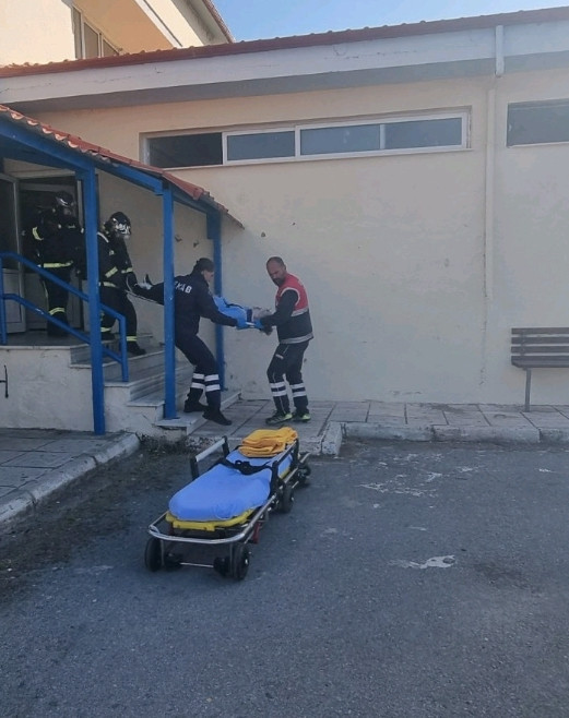 Με απόλυτη επιτυχία η άσκηση του ΕΚΑΒ Πέλλας στο Γυμνάσιο και Λύκειο Άρνισσας