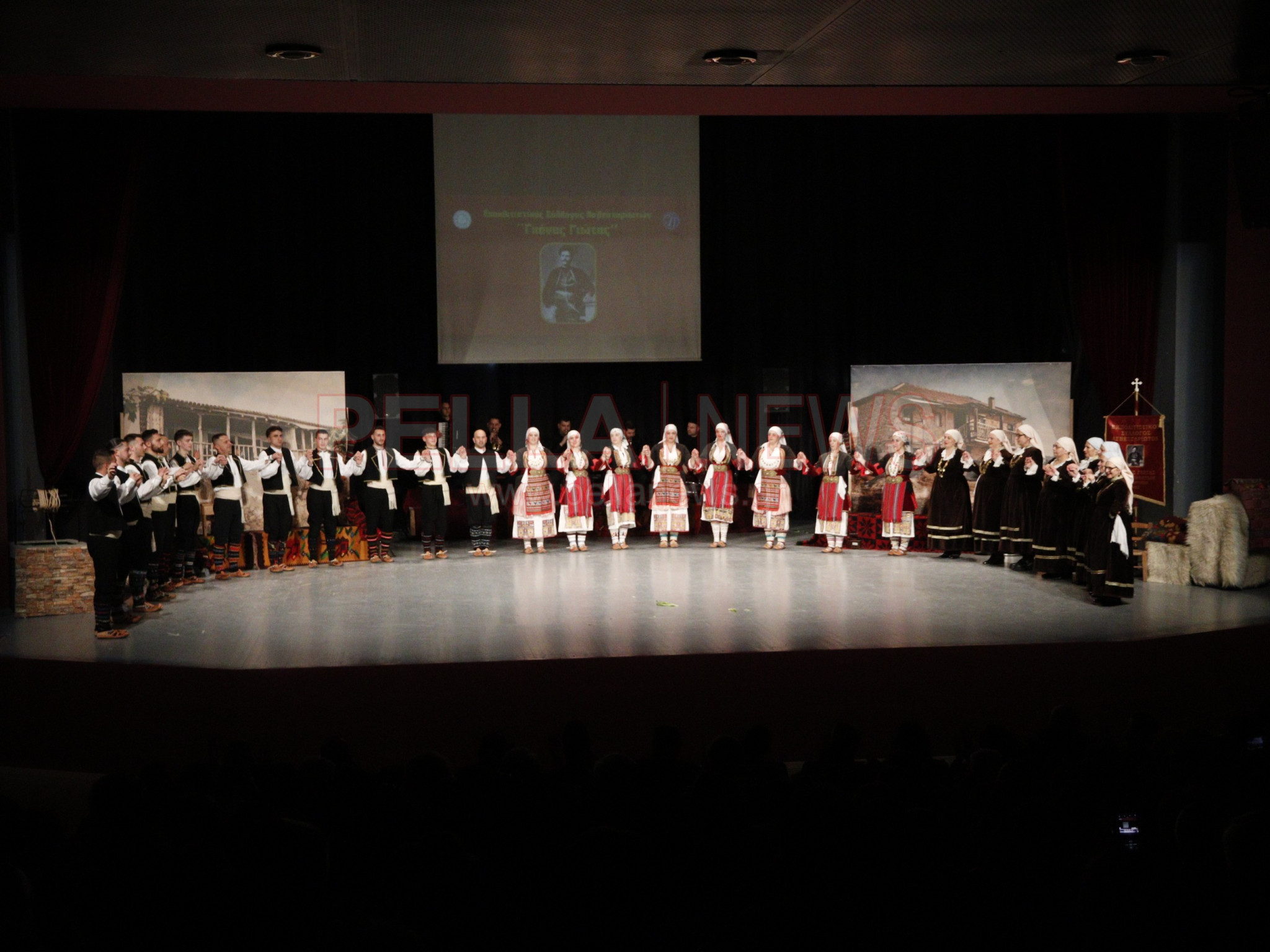 Ασβεσταριό: η μνήμη που έγινε παράδοση, Χορός, συγκίνηση και μνήμες σε μια ξεχωριστή παράσταση (φωτογραφίες/βίντεο