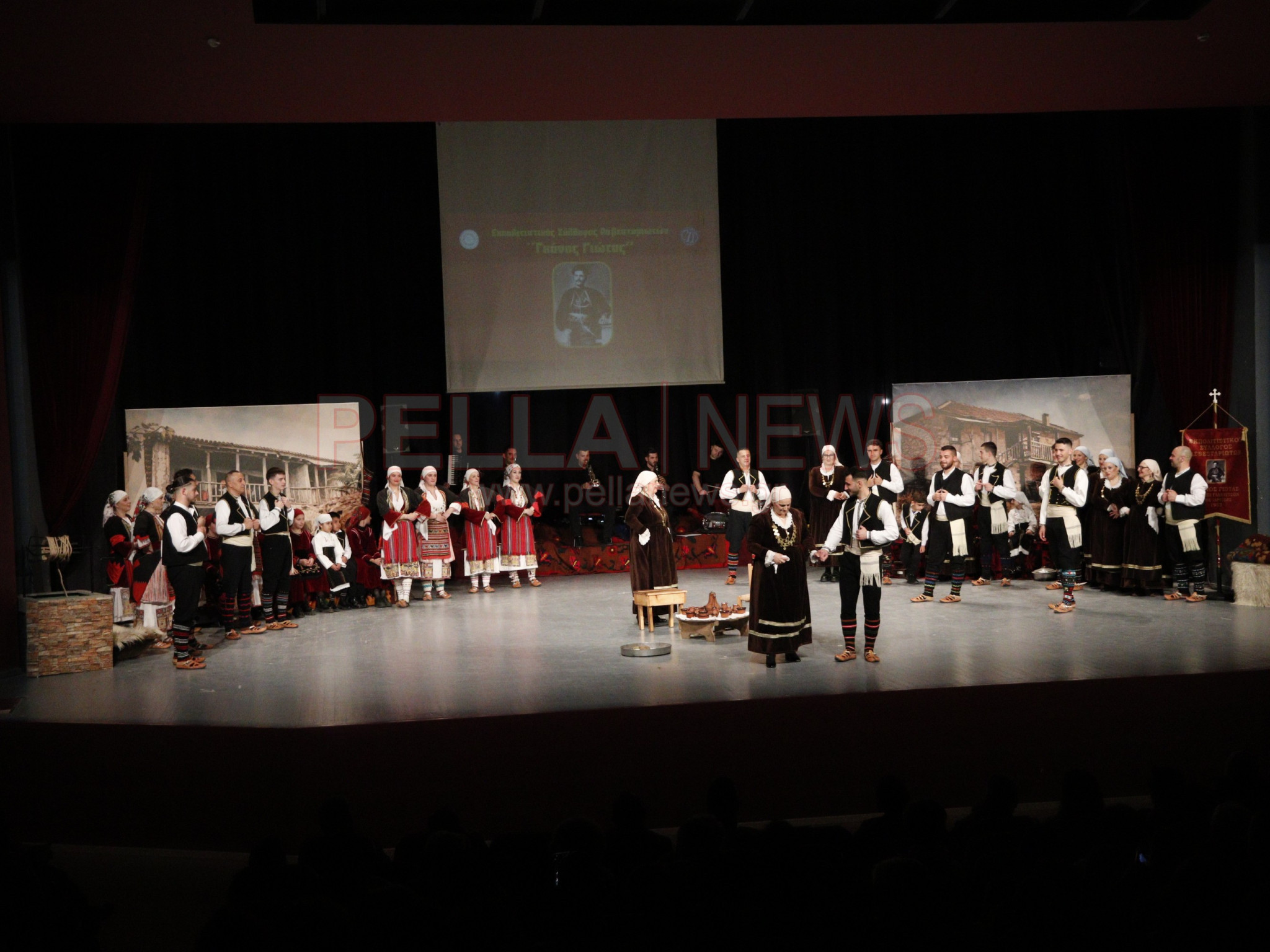 Ασβεσταριό: η μνήμη που έγινε παράδοση, Χορός, συγκίνηση και μνήμες σε μια ξεχωριστή παράσταση (φωτογραφίες/βίντεο