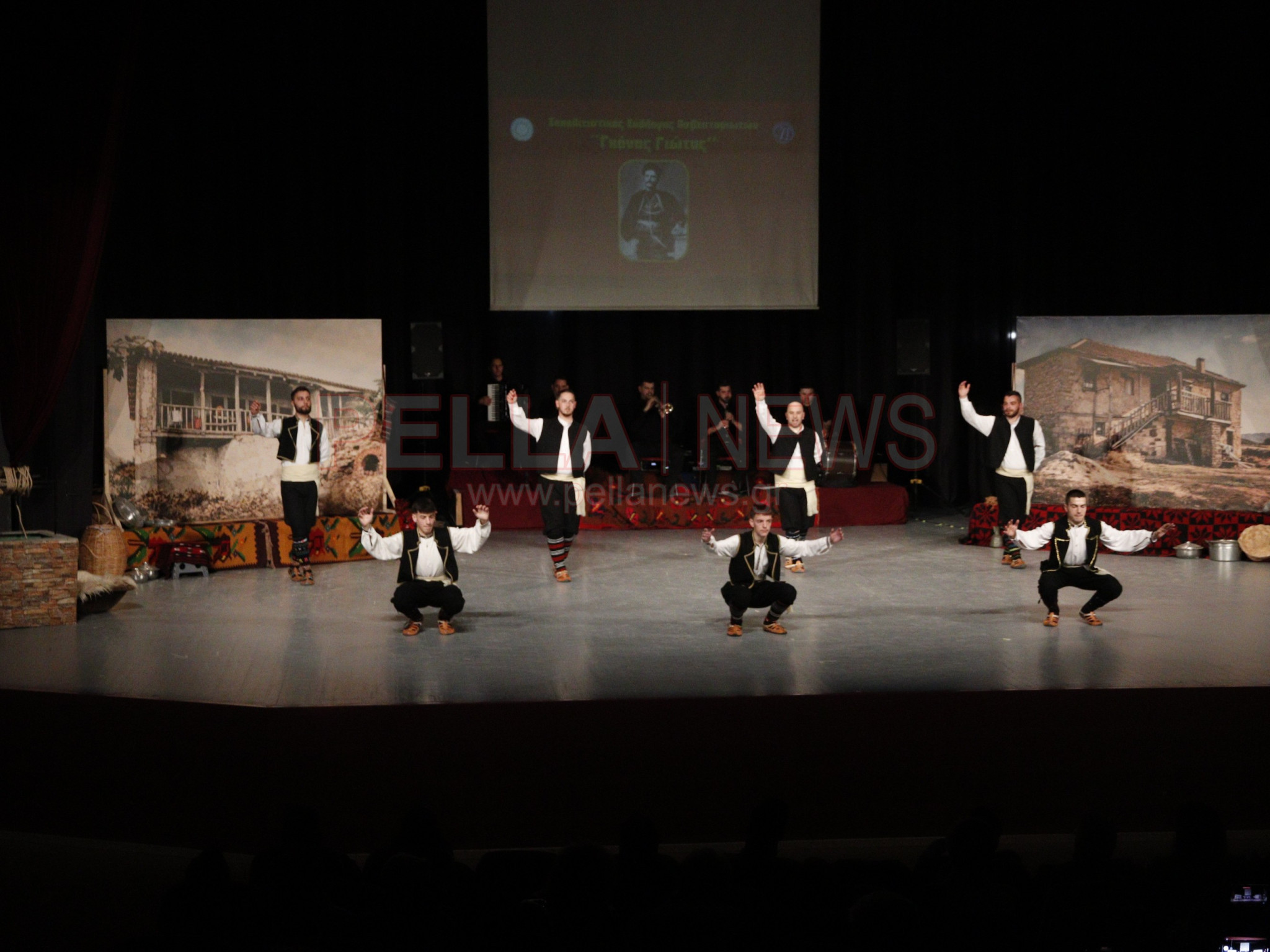 Ασβεσταριό: η μνήμη που έγινε παράδοση, Χορός, συγκίνηση και μνήμες σε μια ξεχωριστή παράσταση (φωτογραφίες/βίντεο