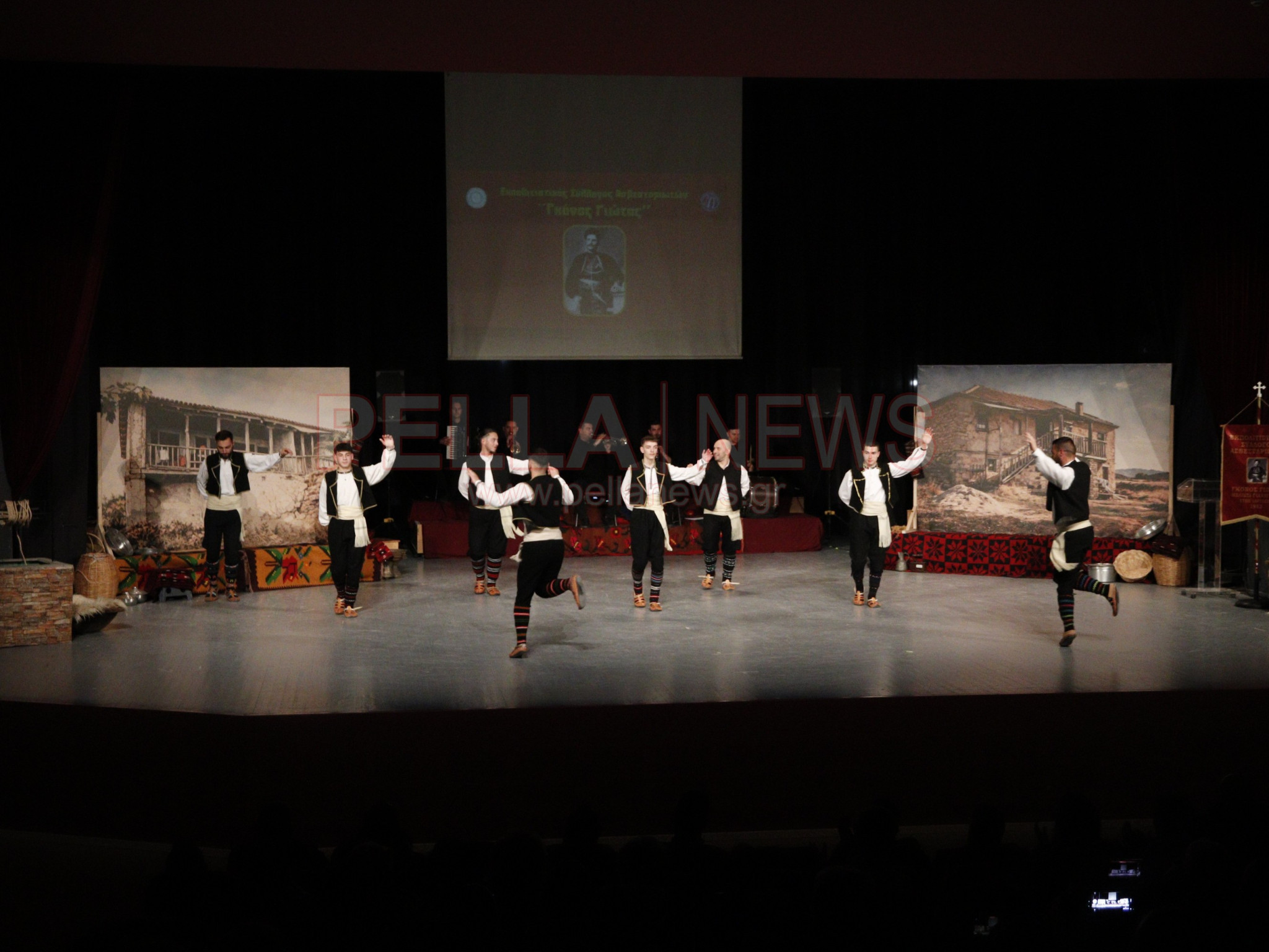 Ασβεσταριό: η μνήμη που έγινε παράδοση, Χορός, συγκίνηση και μνήμες σε μια ξεχωριστή παράσταση (φωτογραφίες/βίντεο