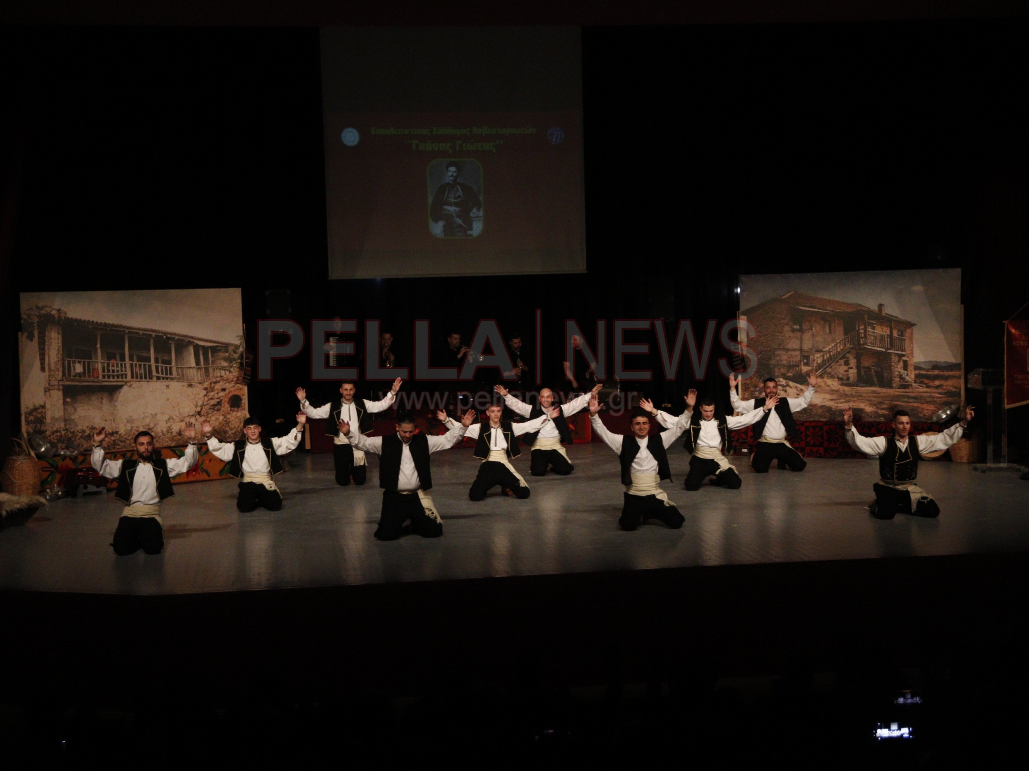 Ασβεσταριό: η μνήμη που έγινε παράδοση, Χορός, συγκίνηση και μνήμες σε μια ξεχωριστή παράσταση (φωτογραφίες/βίντεο