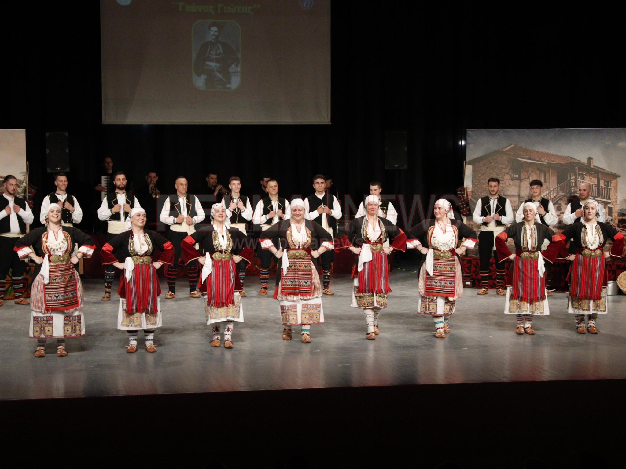 Ασβεσταριό: η μνήμη που έγινε παράδοση, Χορός, συγκίνηση και μνήμες σε μια ξεχωριστή παράσταση (φωτογραφίες/βίντεο