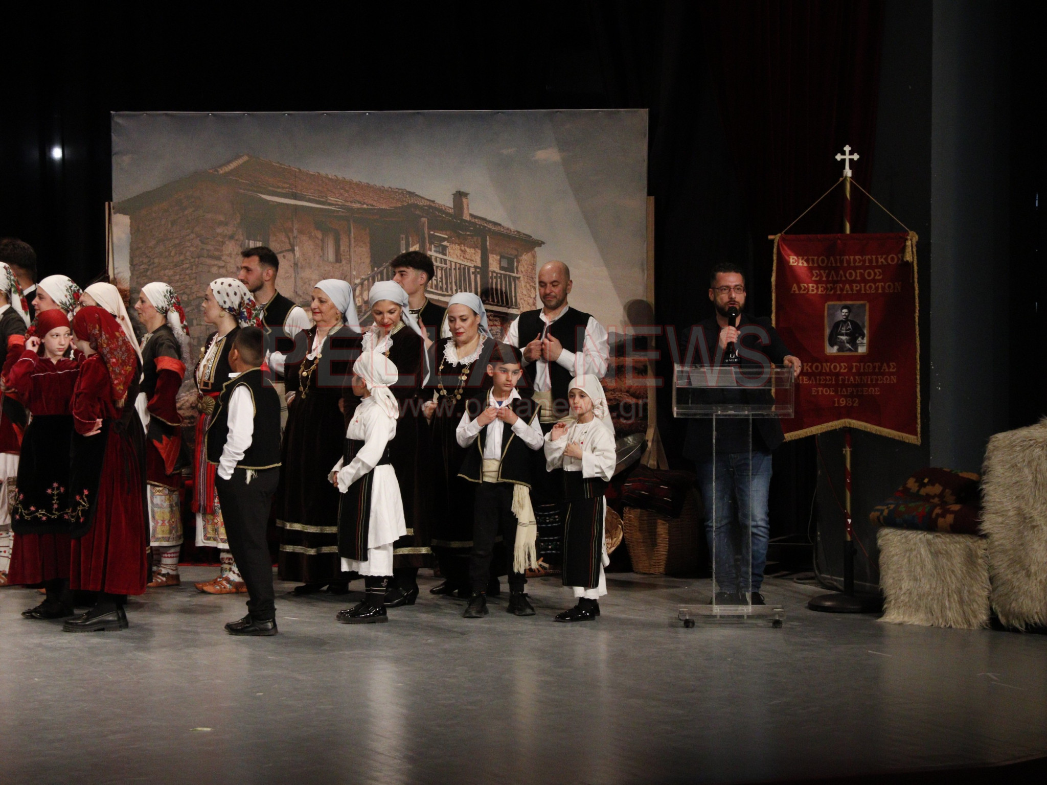 Ασβεσταριό: η μνήμη που έγινε παράδοση, Χορός, συγκίνηση και μνήμες σε μια ξεχωριστή παράσταση (φωτογραφίες/βίντεο