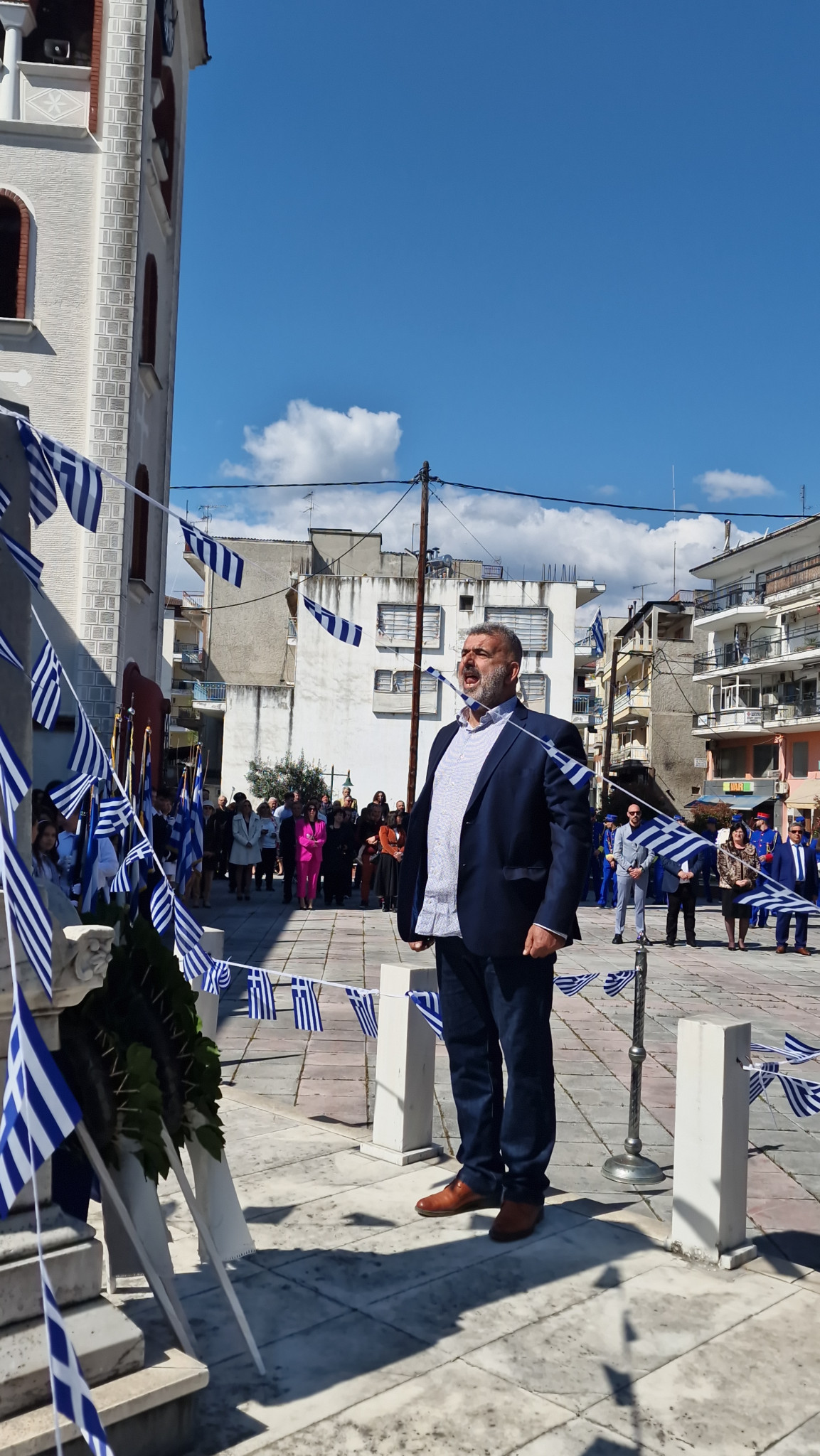 Μαζική συμμετοχή και σύμμαχος ο καιρός στην επιμνημόσυνη δέηση και τη μαθητική παρέλαση στην Αριδαία