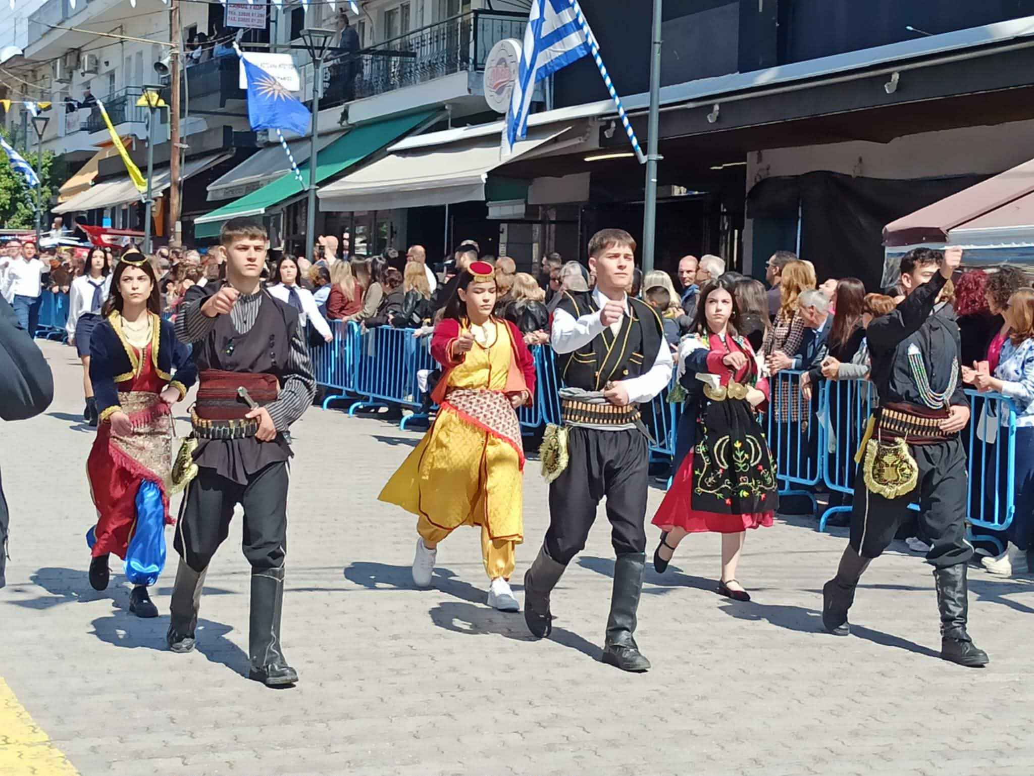 Με λαμπρότητα και επισημότητα γιορτάστηκε η Εθνική Επέτειος της 25ης Μαρτίου 1821 στον Δήμο Πέλλας (φώτος)