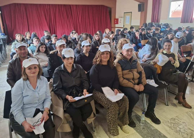 Οι μαθητές του 4ου Γυμνασίου Γιαννιτσών & ΣΔΕ Γιαννιτσών σχεδιάζουν το μέλλον της πόλης τους στο πλαίσιο της εκστρατείας ECOMOBILITY 2025-26